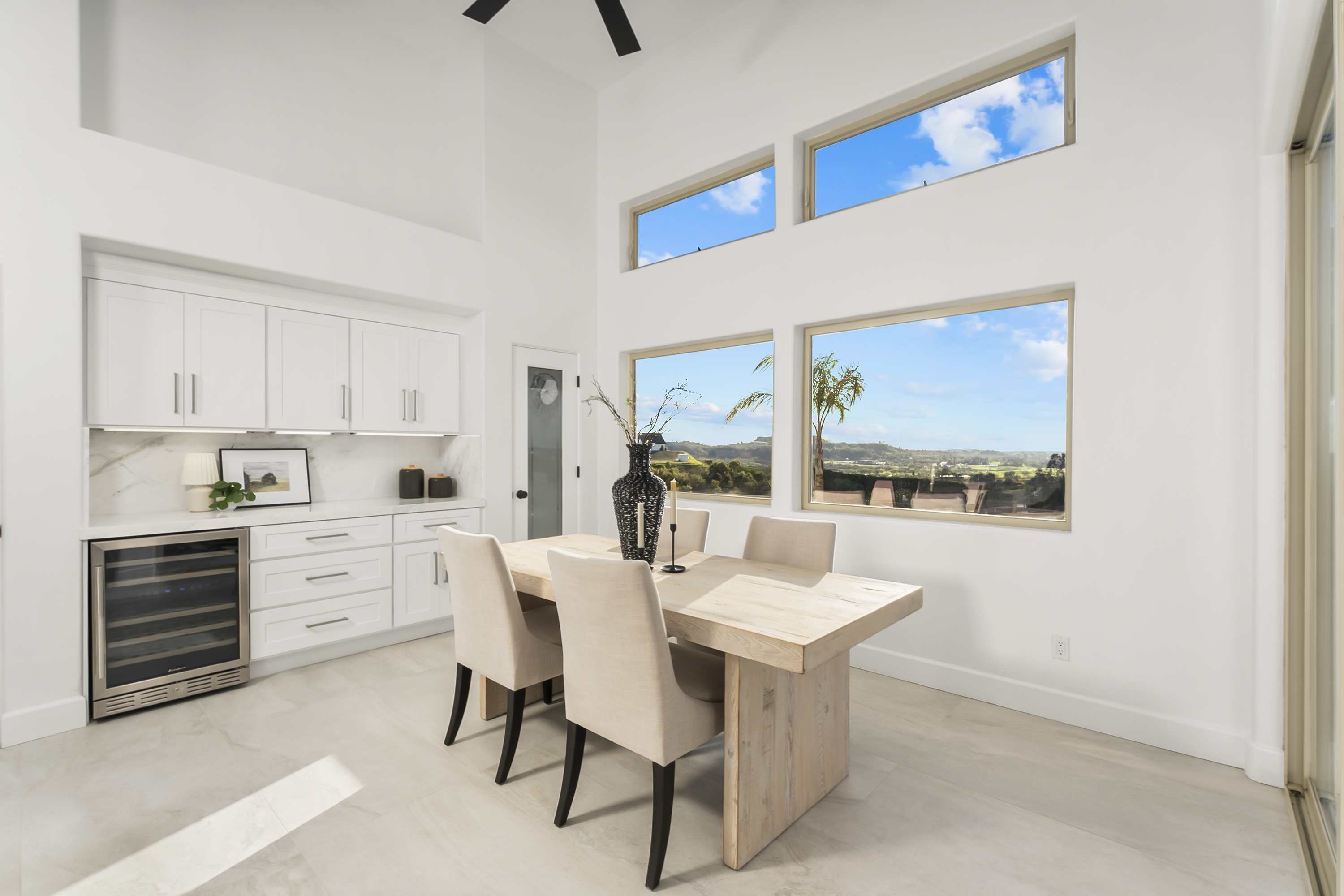  40 Acres - Big Views - Renovated Home - 物件實景