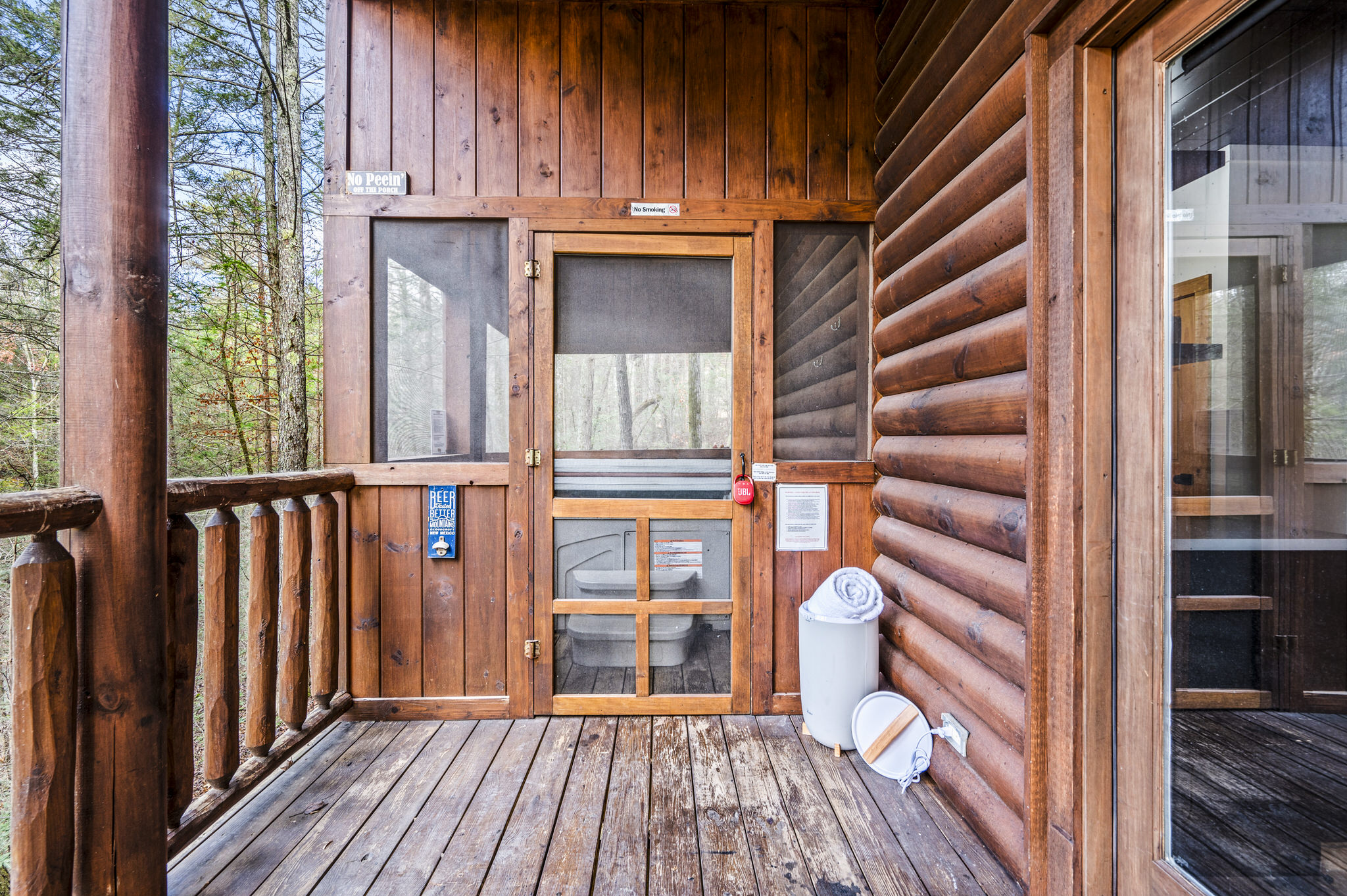 Sevierville, Tennessee, 37862, United States, 3 Bedrooms Bedrooms, ,2 BathroomsBathrooms,Residential,For Sale,1930187