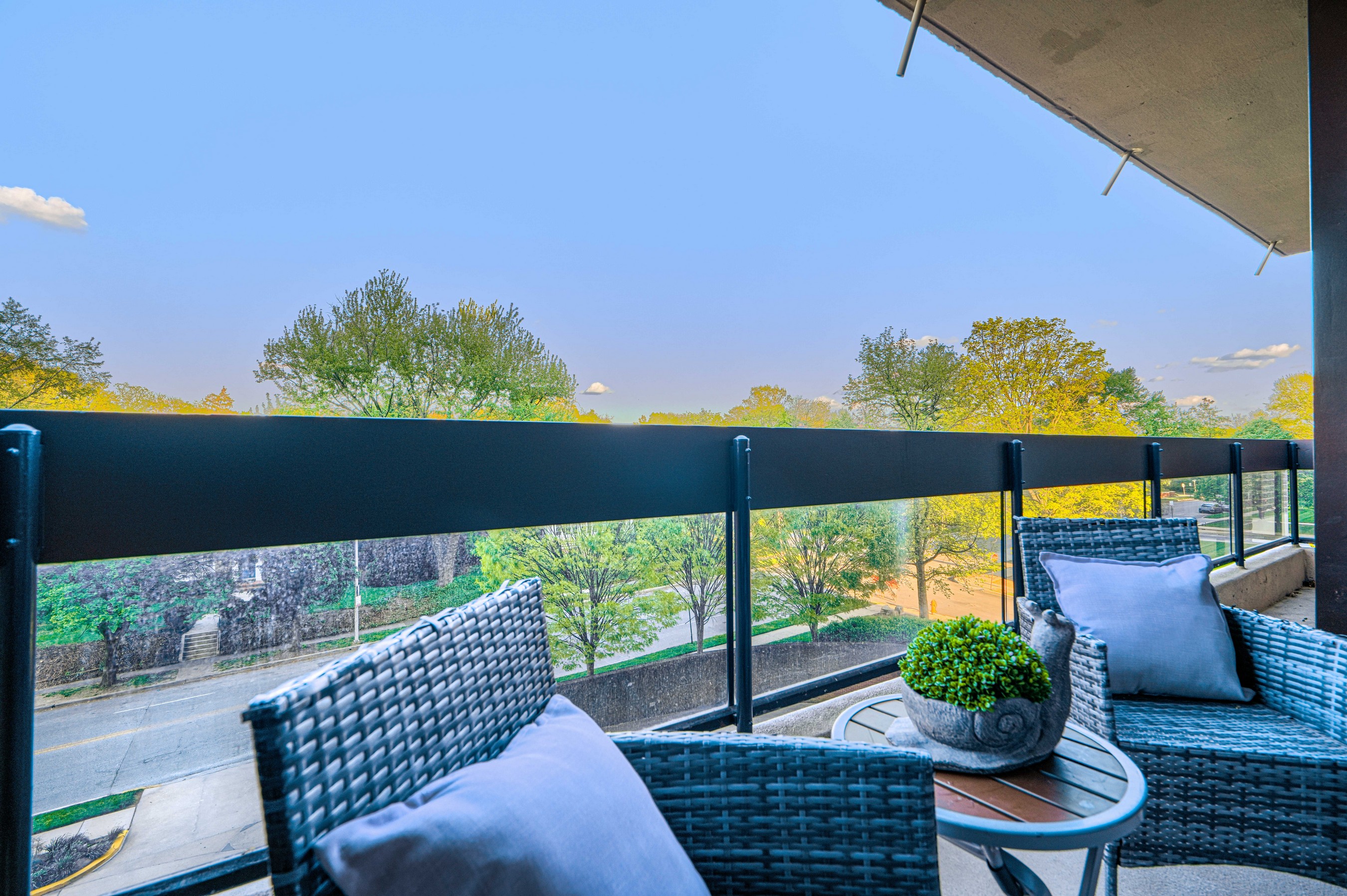  GUILFORD - 物件實景