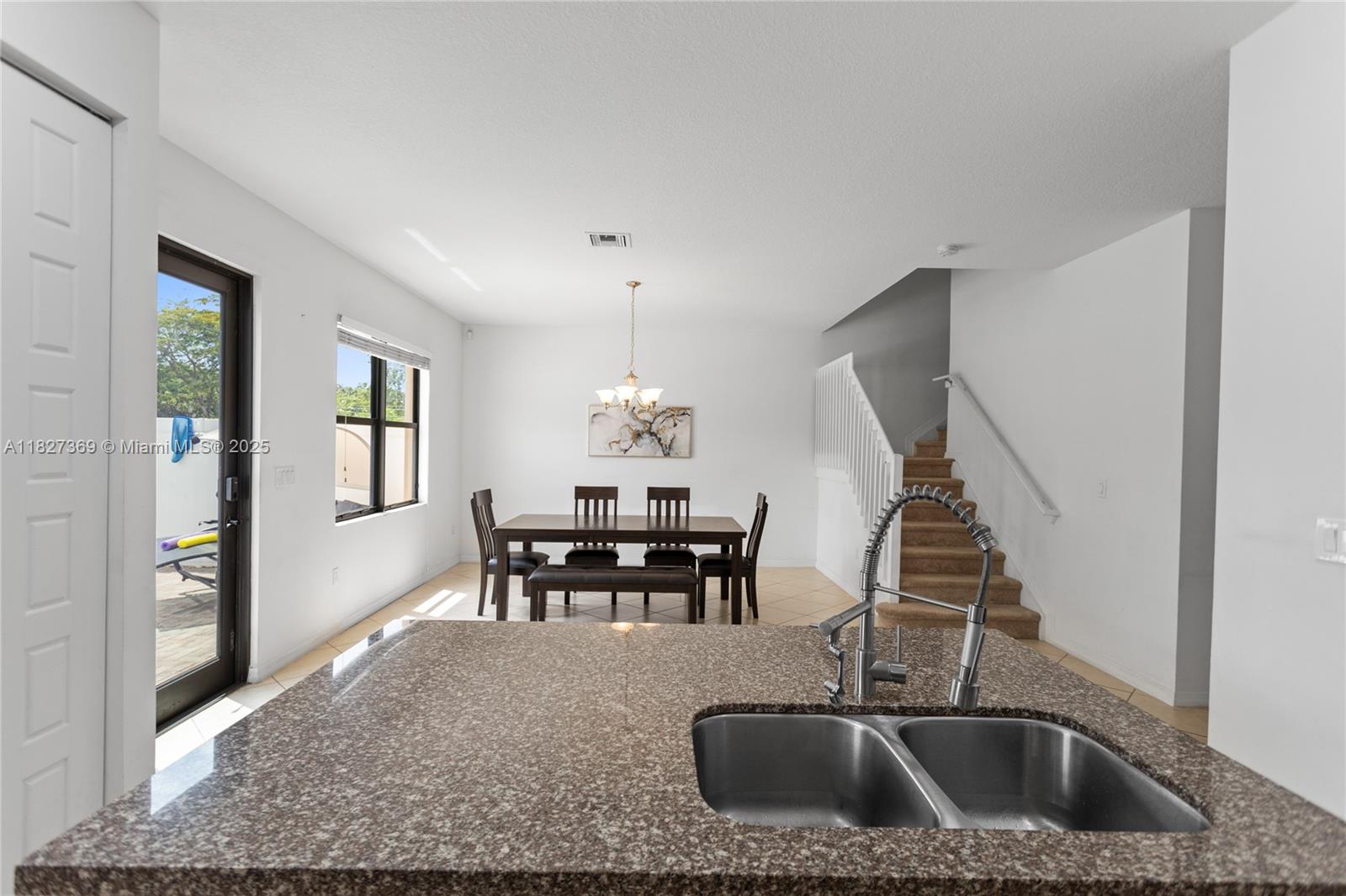 Miami, Florida, 33179, United States, 3 Bedrooms Bedrooms, ,3 BathroomsBathrooms,Residential,For Sale,1868662