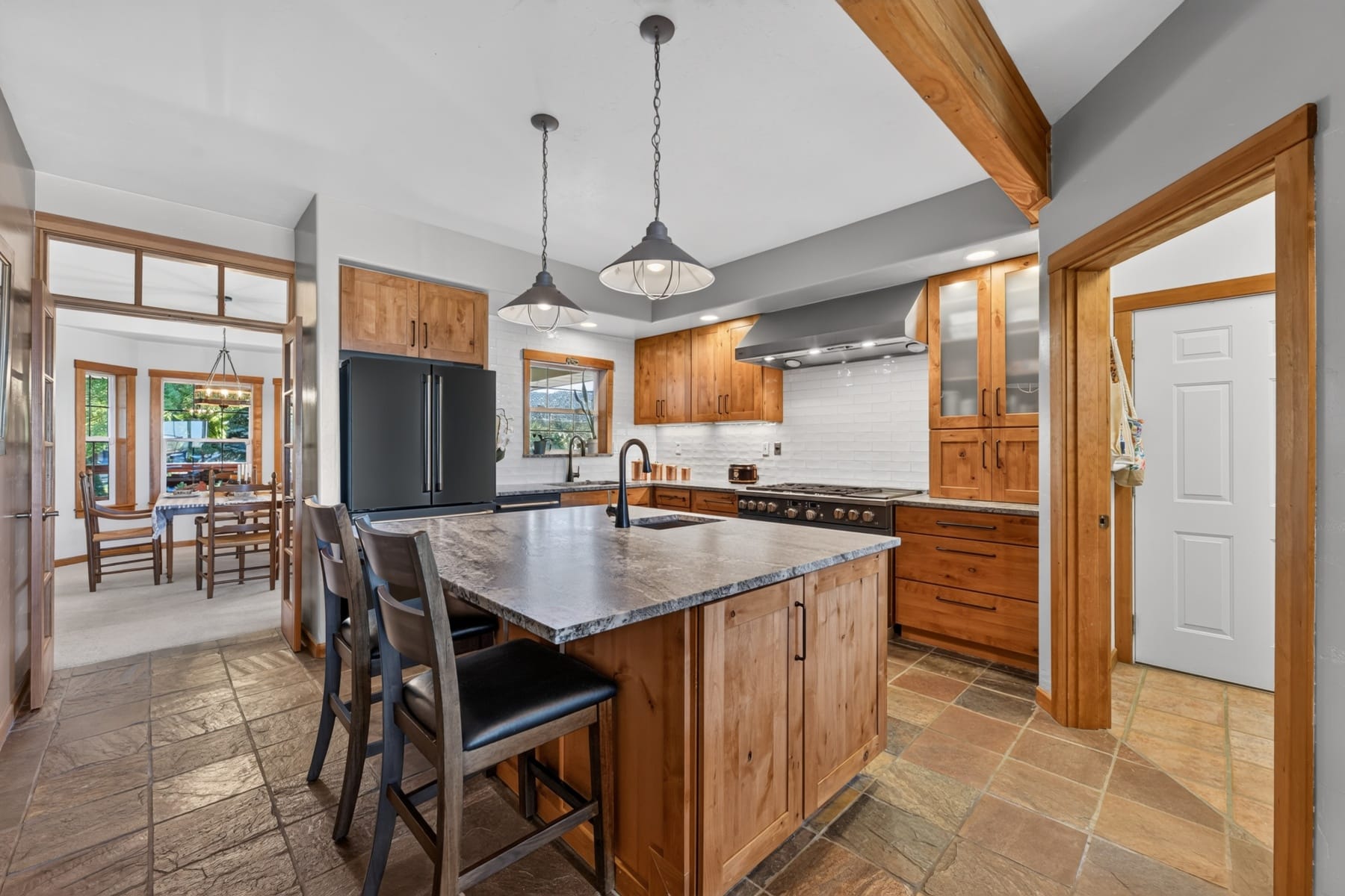  15555 SW Hahlen Avenue Powell Butte, OR 97753 - 物件實景