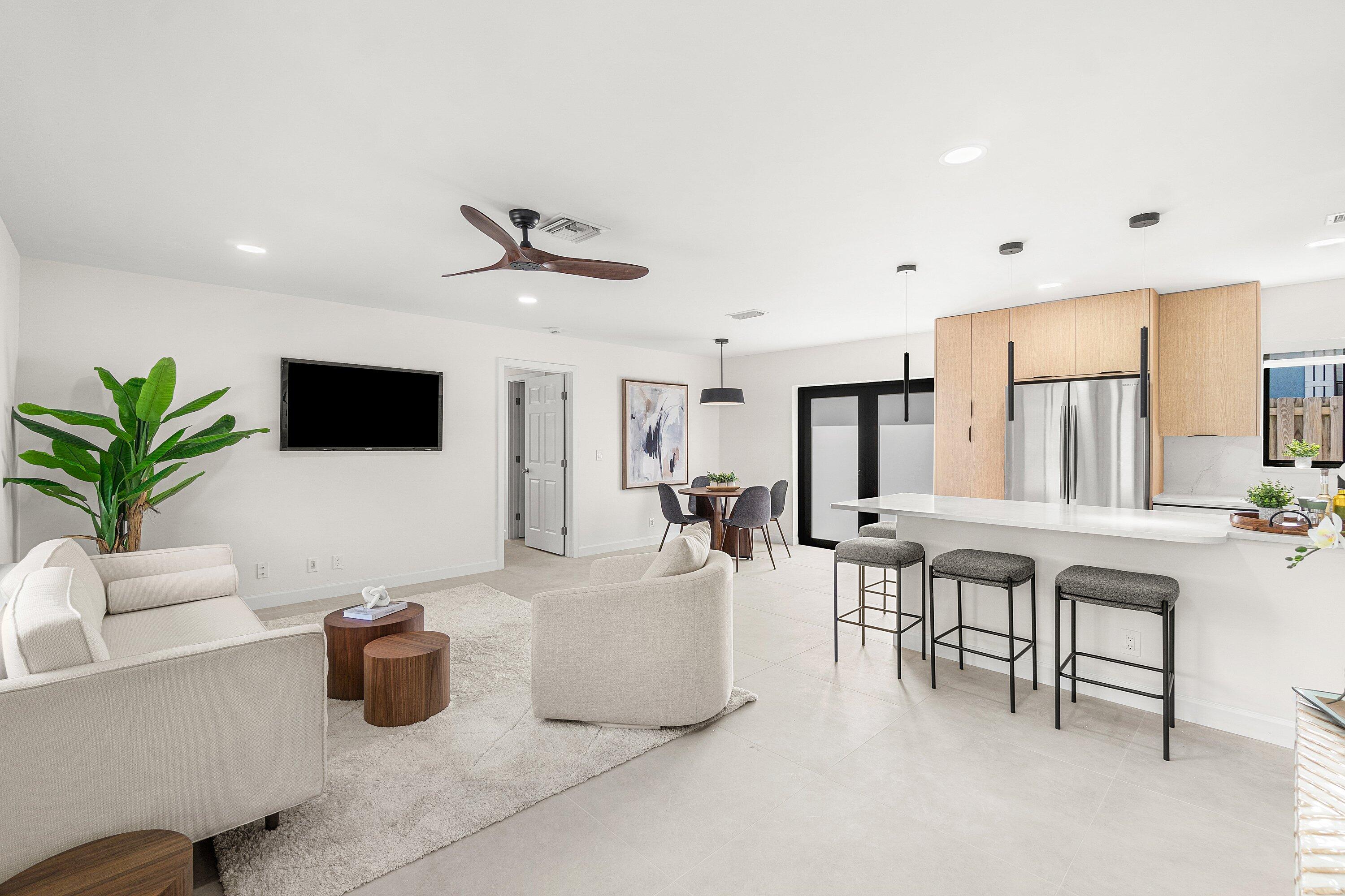 Delray Beach, Florida, 33483, United States, 4 Bedrooms Bedrooms, ,2 BathroomsBathrooms,Residential,For Sale,1987972