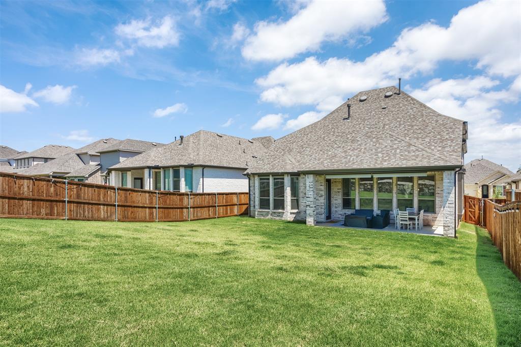 Oak Point, Texas, 75068, United States, 4 Bedrooms Bedrooms, ,4 BathroomsBathrooms,Residential,For Sale,1874893