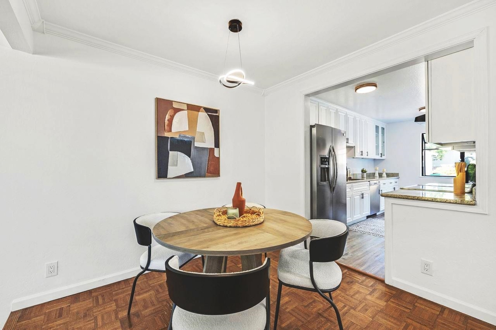 Hayward, California, 94541, United States, 2 Bedrooms Bedrooms, ,2 BathroomsBathrooms,Residential,For Sale,2012744