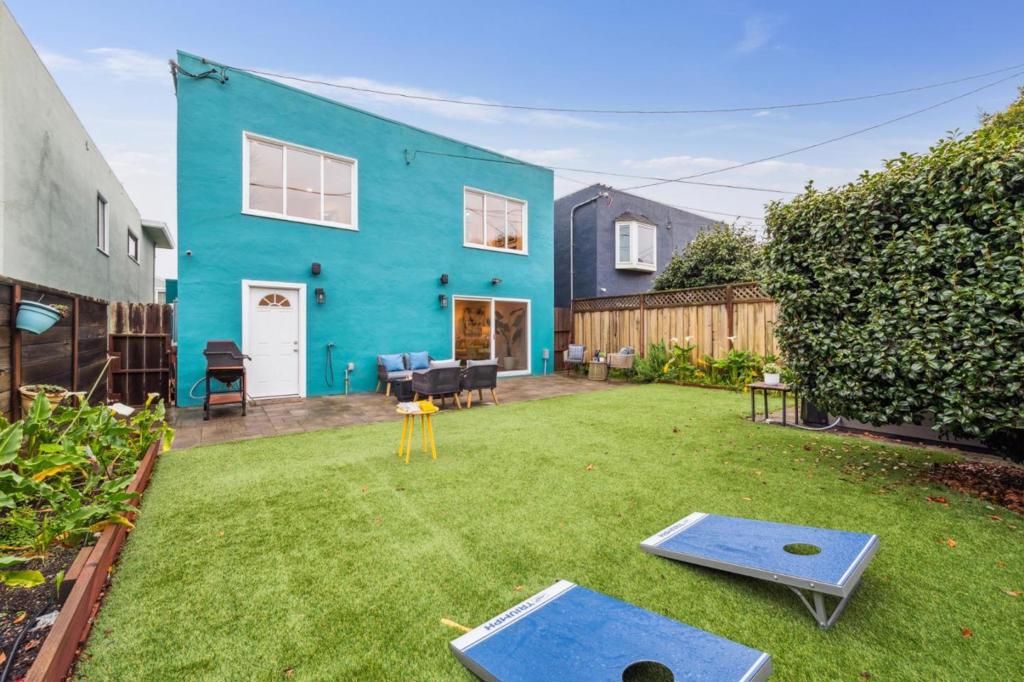 San Francisco, California, 94132, United States, 4 Bedrooms Bedrooms, ,3 BathroomsBathrooms,Residential,For Sale,2005595