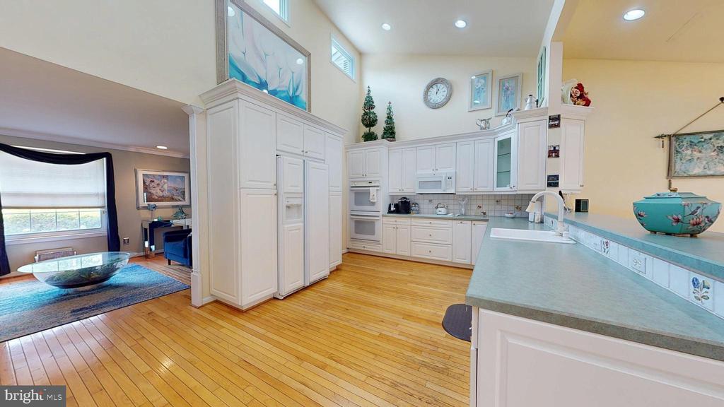 Marlton, New Jersey, 08053, United States, 3 Bedrooms Bedrooms, ,3 BathroomsBathrooms,Residential,For Sale,1942946