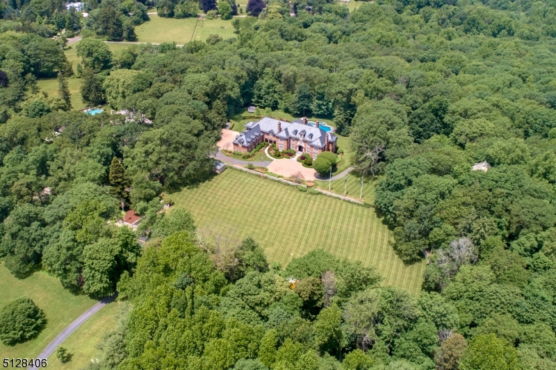 Bernardsville Boro, New Jersey, 07924, United States, 6 Bedrooms Bedrooms, ,10 BathroomsBathrooms,Residential,For Sale,1868903