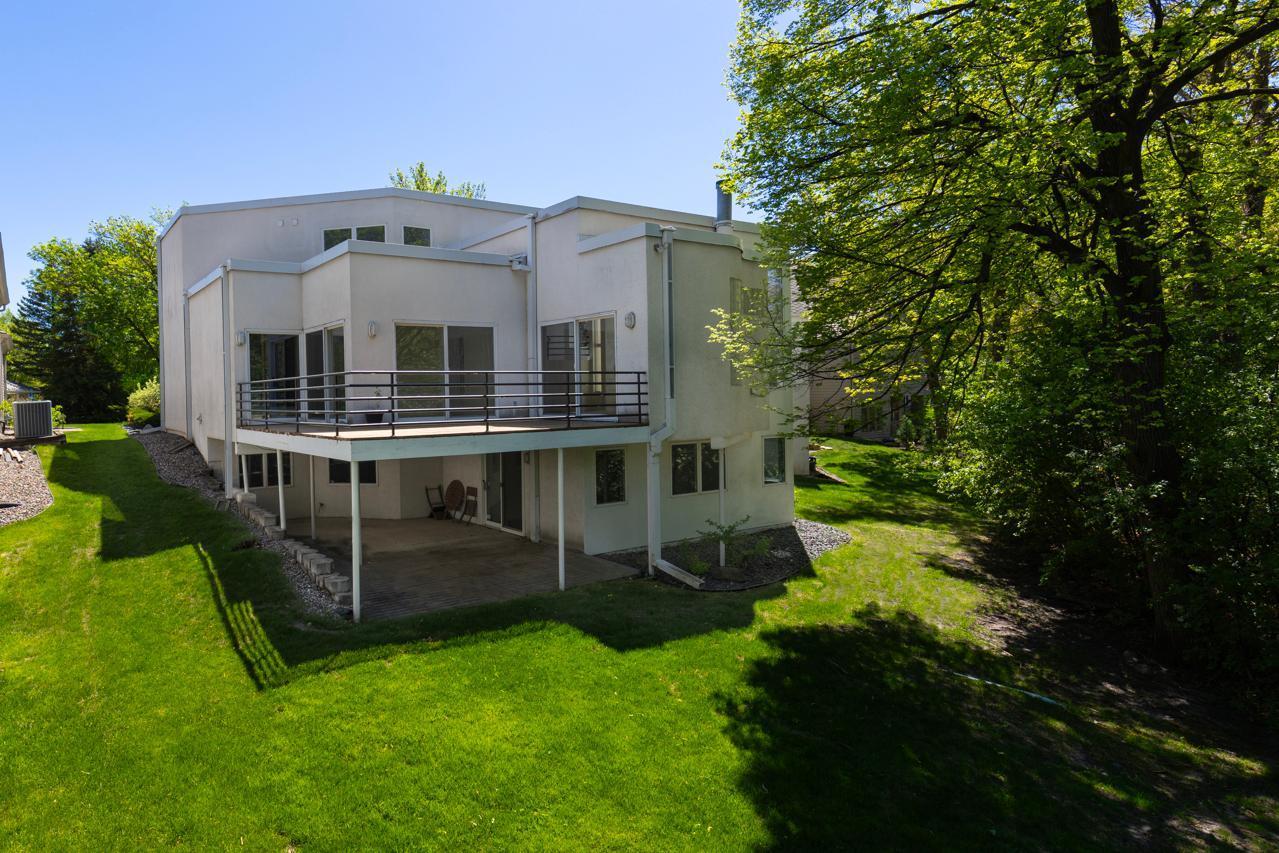 Minnetonka, Minnesota, 55305, United States, 3 Bedrooms Bedrooms, ,2 BathroomsBathrooms,Residential,For Sale,1903337