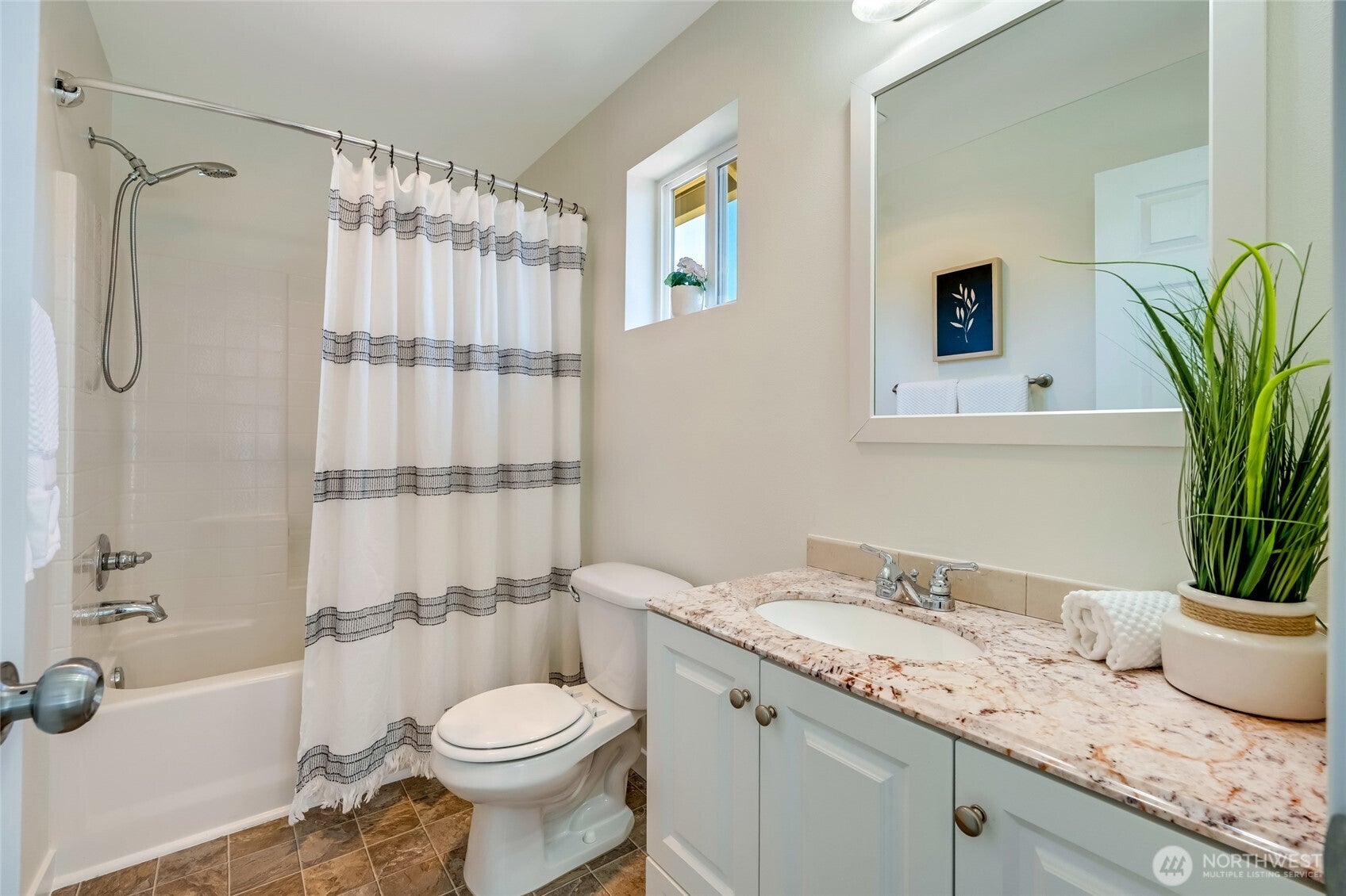 Lake Stevens, Washington, 98258, United States, 4 Bedrooms Bedrooms, ,3 BathroomsBathrooms,Residential,For Sale,1921179