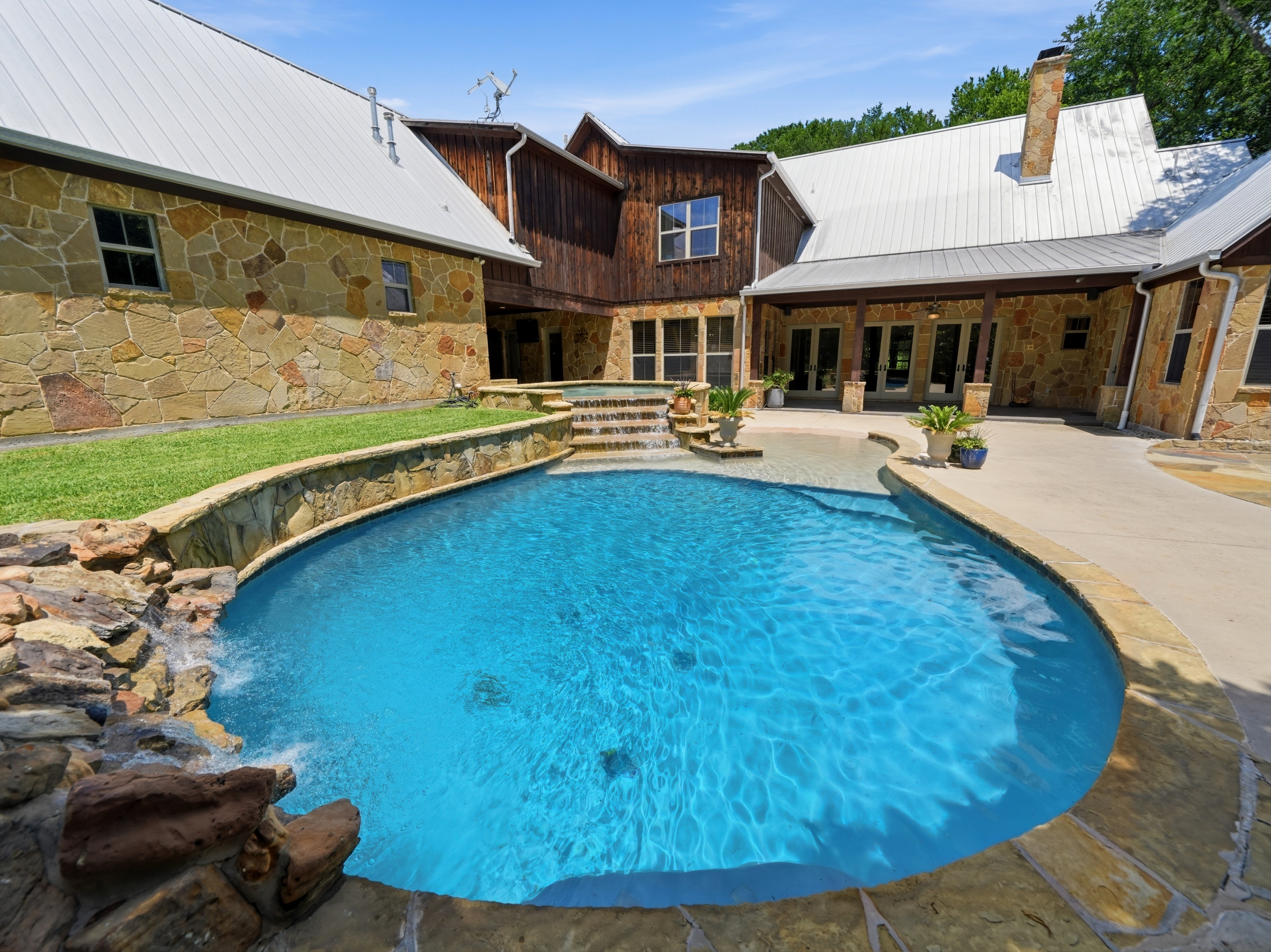  129 Trinity Bluffs, Aledo, TX, 76008 - 物件實景