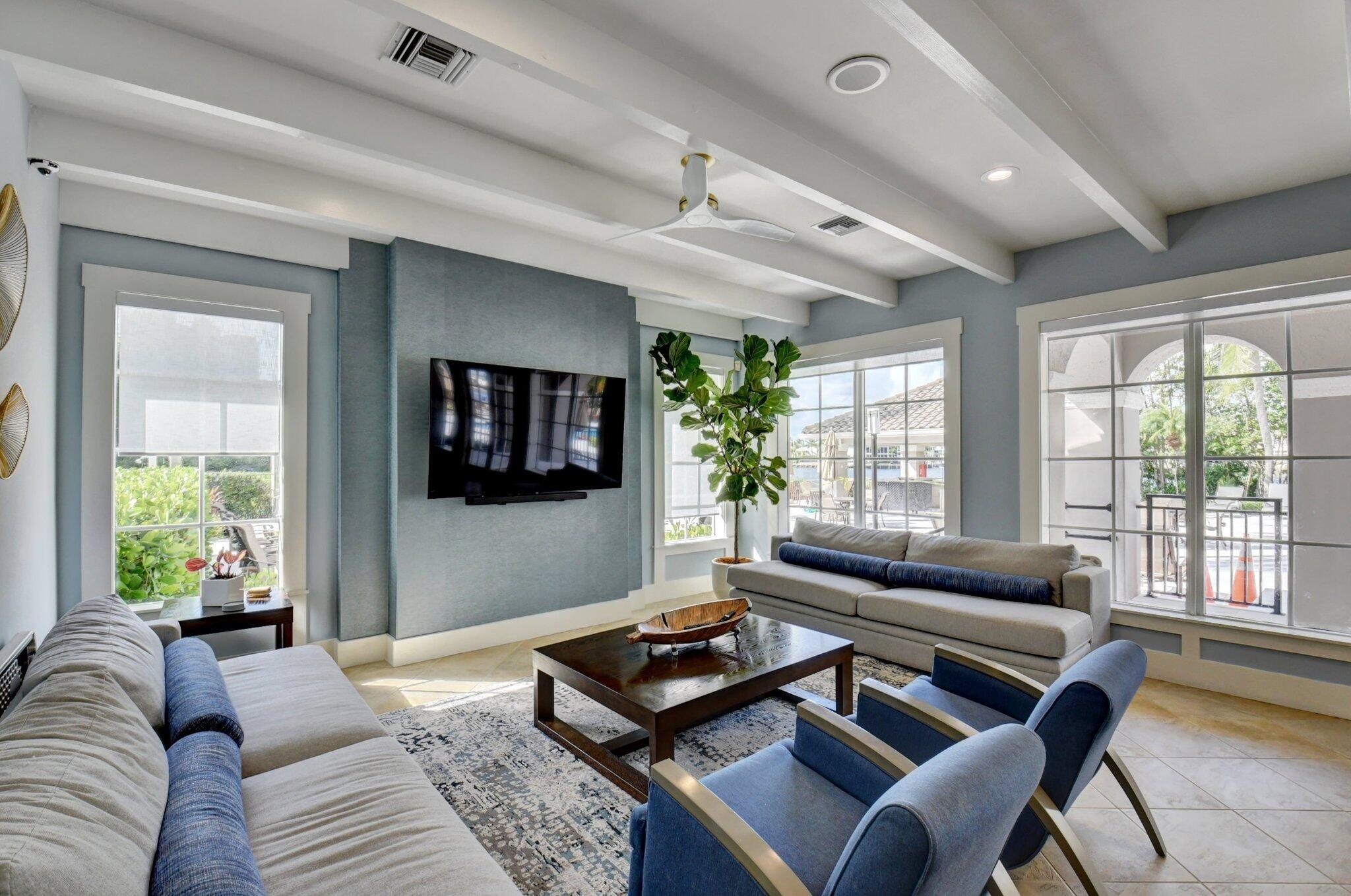 Highland Beach, Florida, 33487, United States, 2 Bedrooms Bedrooms, ,2 BathroomsBathrooms,Residential,For Sale,1921723