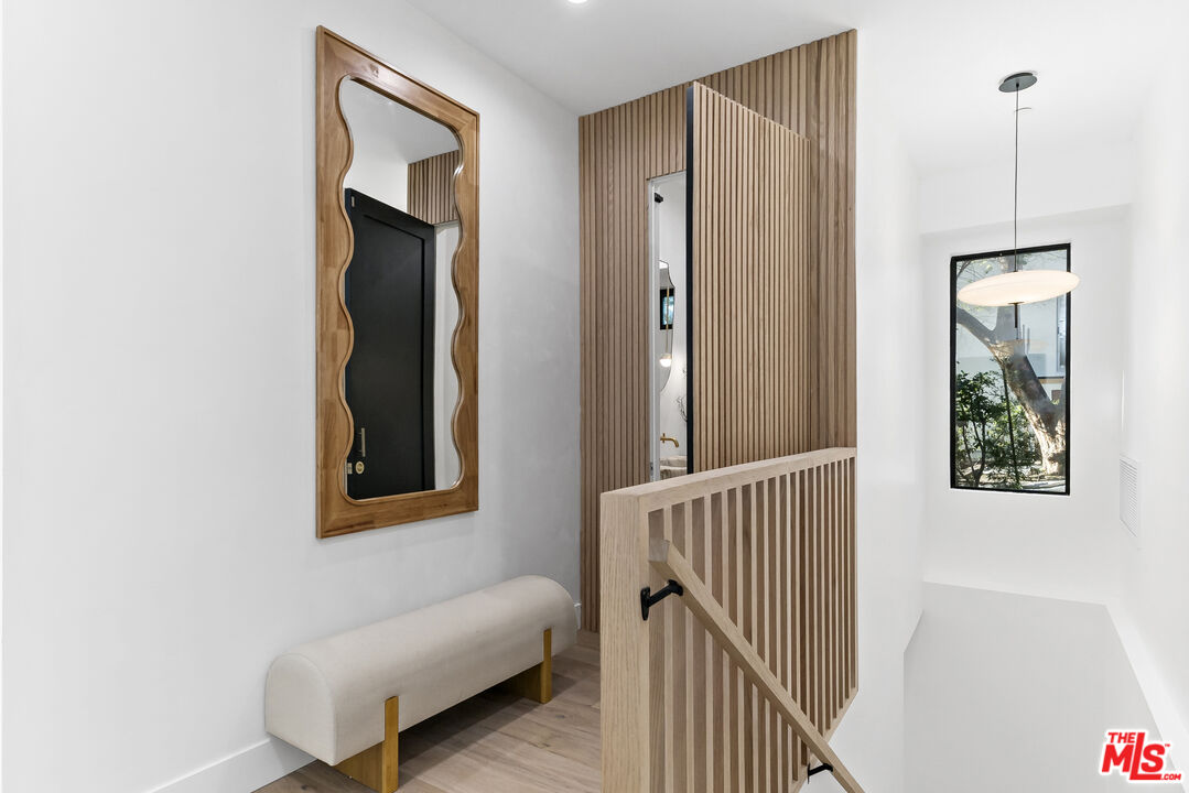 Los Angeles, California, 90065, United States, 3 Bedrooms Bedrooms, ,3 BathroomsBathrooms,Residential,For Sale,1939626