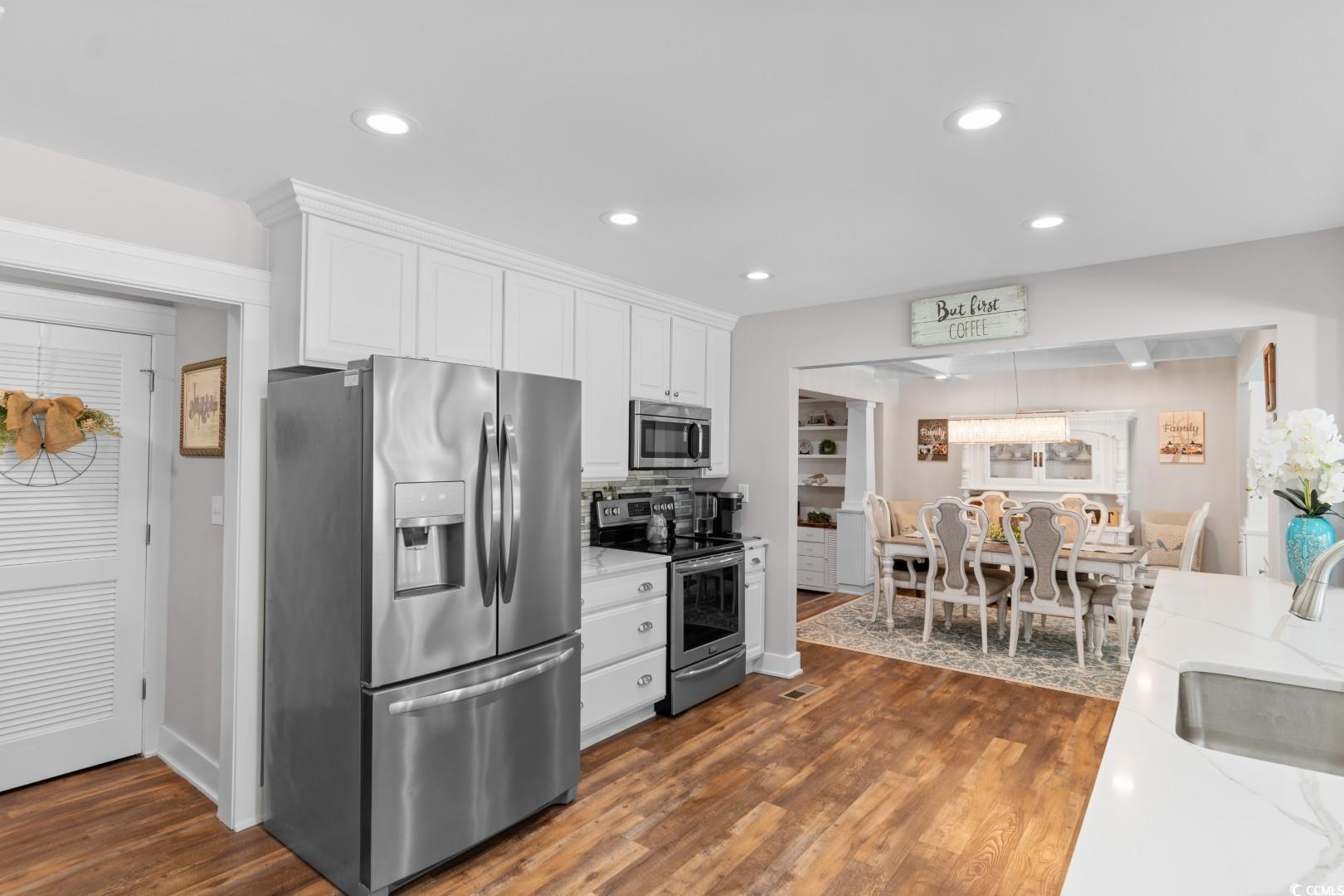 Murrells Inlet, South Carolina, 29576, United States, 4 Bedrooms Bedrooms, ,5 BathroomsBathrooms,Residential,For Sale,1988636