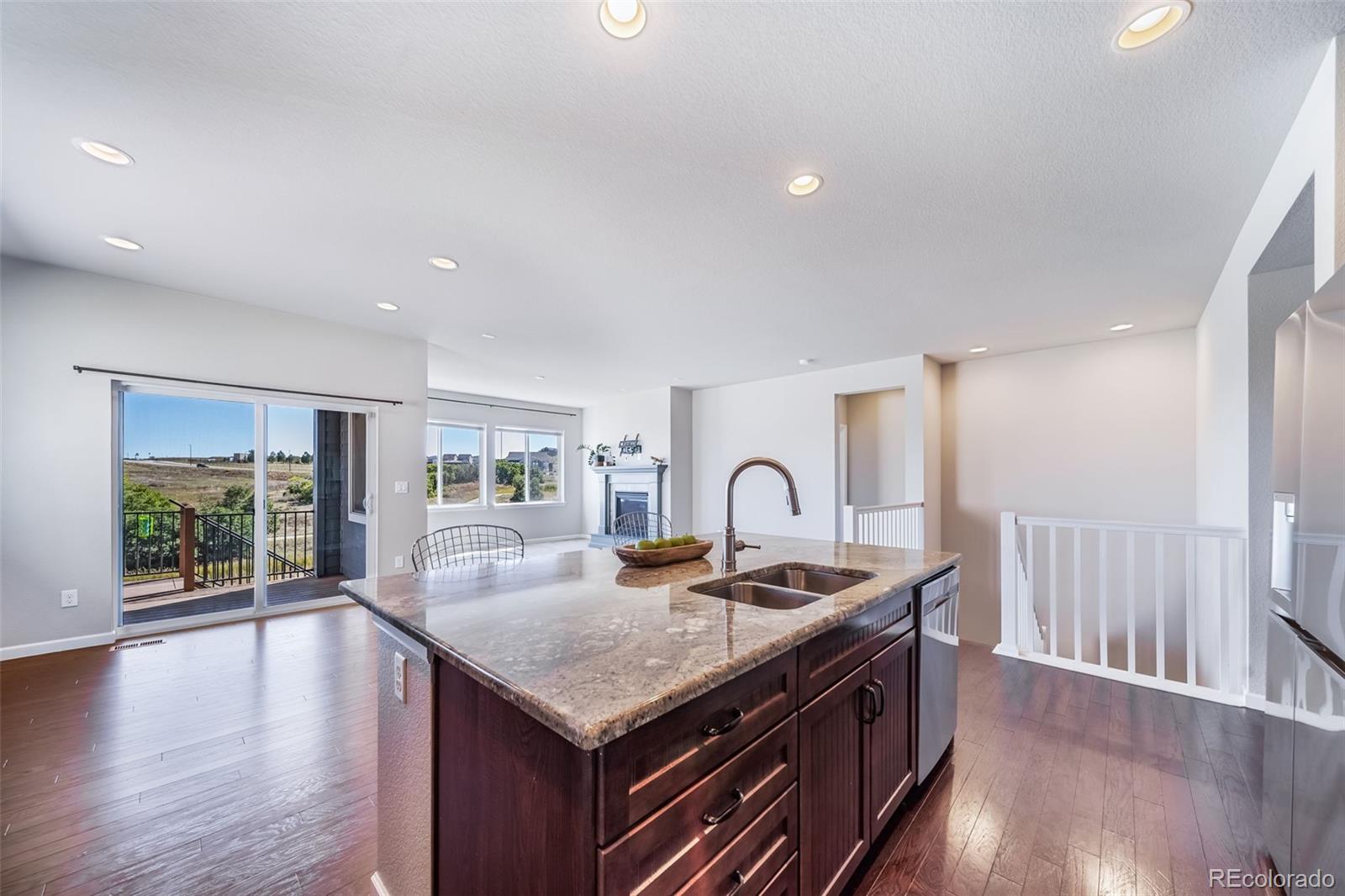 Castle Rock, Colorado, 80108, United States, 2 Bedrooms Bedrooms, ,2 BathroomsBathrooms,Residential,For Sale,1956380