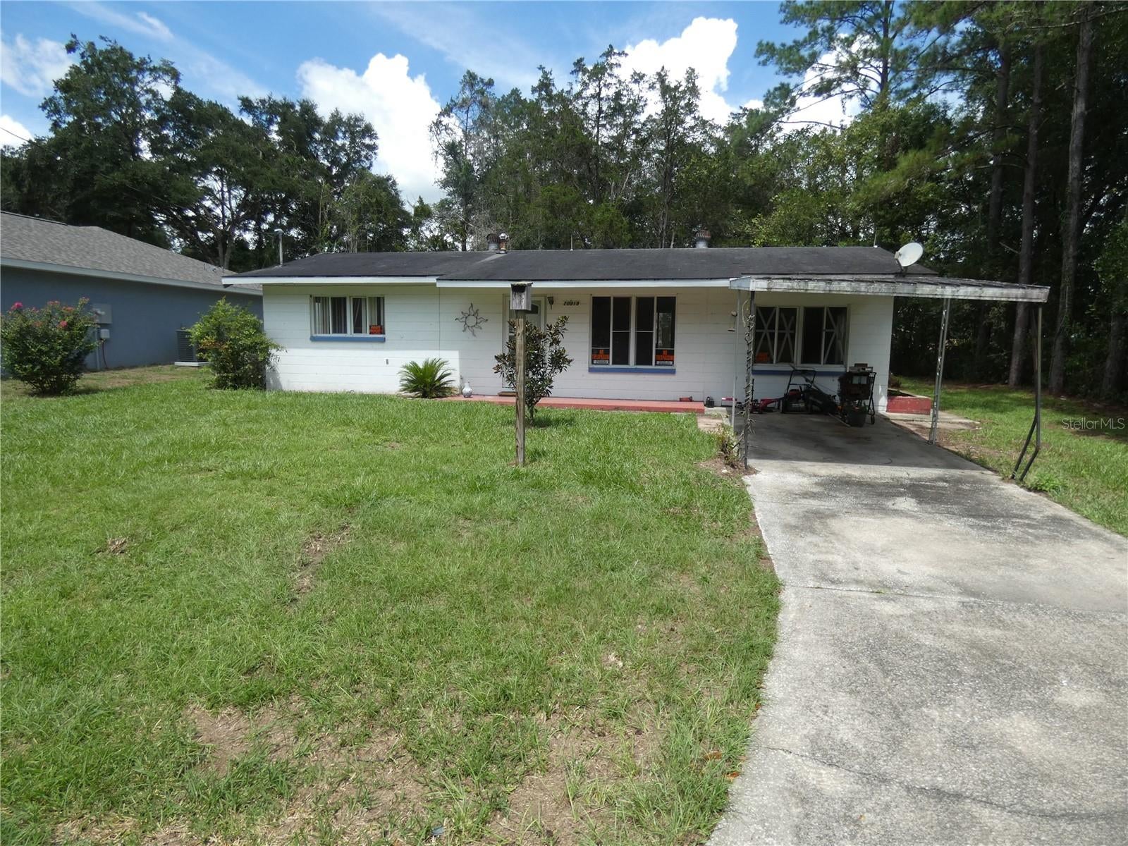 Robin Dr, Dunnellon, FL 34431