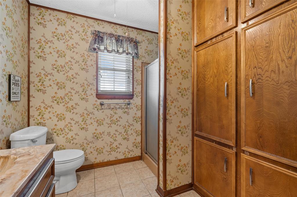Mexia, Texas, 76667, United States, 3 Bedrooms Bedrooms, ,2 BathroomsBathrooms,Residential,For Sale,1770816