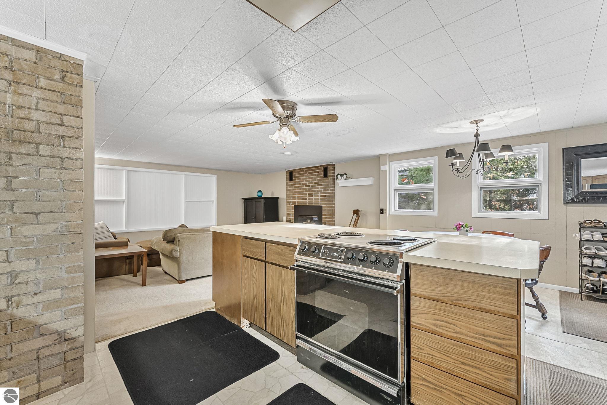 Traverse City, Michigan, 49685, United States, 7 Bedrooms Bedrooms, ,4 BathroomsBathrooms,Residential,For Sale,2005868