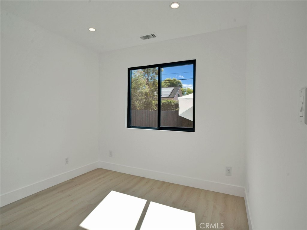 West Hills, California, 91307, United States, 4 Bedrooms Bedrooms, ,2 BathroomsBathrooms,Residential,For Sale,1984295