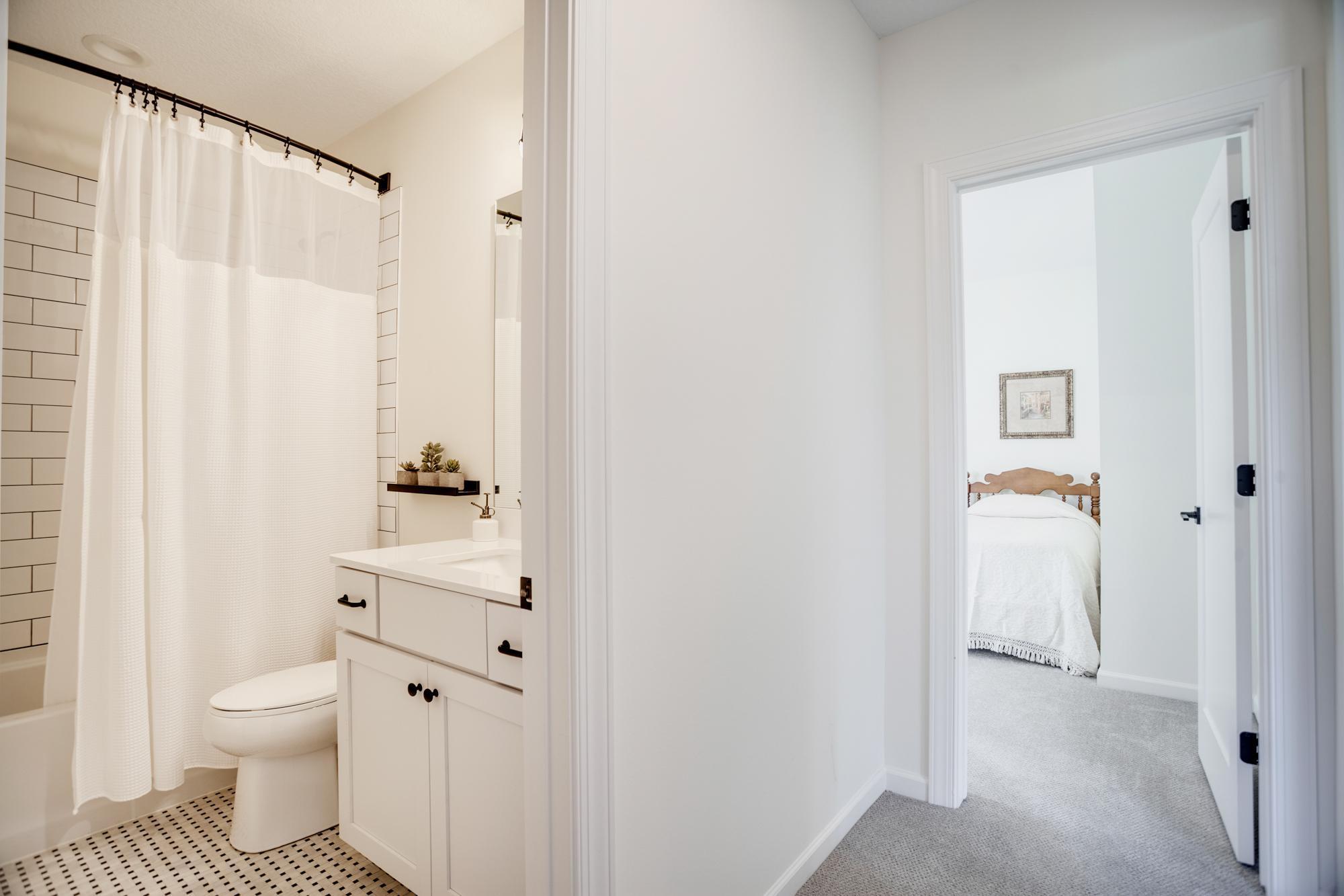 White Bear Twp, Minnesota, 55127, United States, 3 Bedrooms Bedrooms, ,2 BathroomsBathrooms,Residential,For Sale,1966984