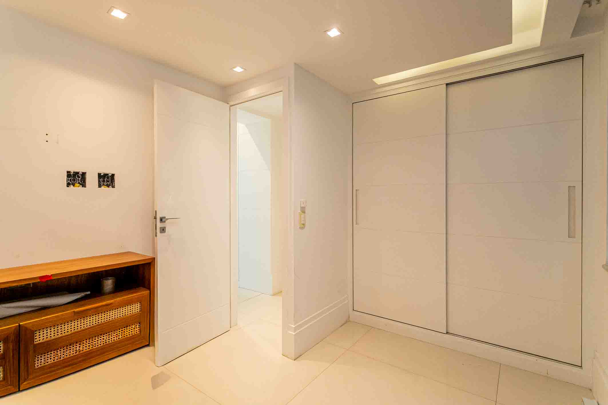  Apartment with panoramic Lagoa views and elegant circular floor plan - 物件實景