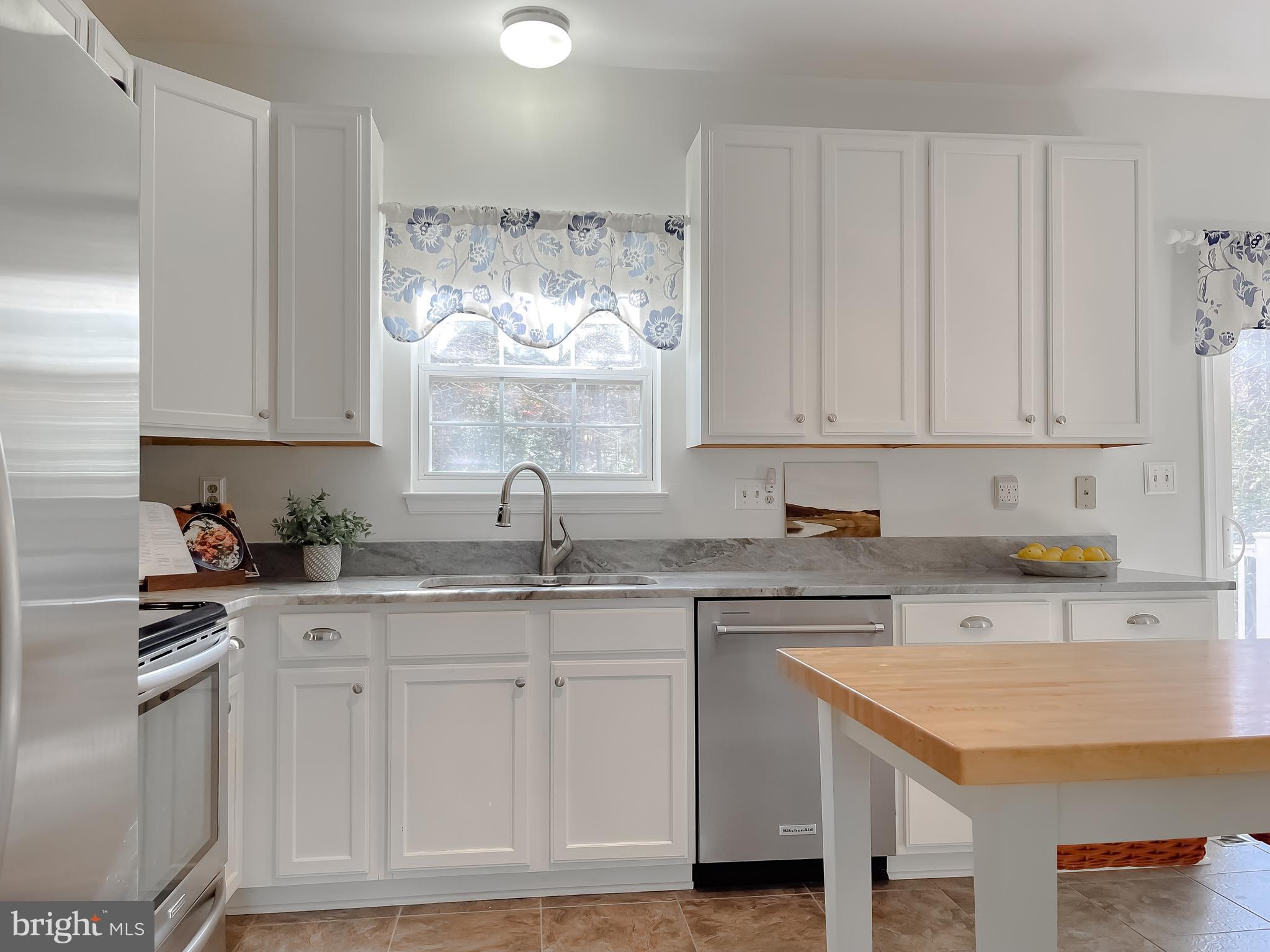 Leonardtown, Maryland, 20650, United States, 5 Bedrooms Bedrooms, ,4 BathroomsBathrooms,Residential,For Sale,2006154