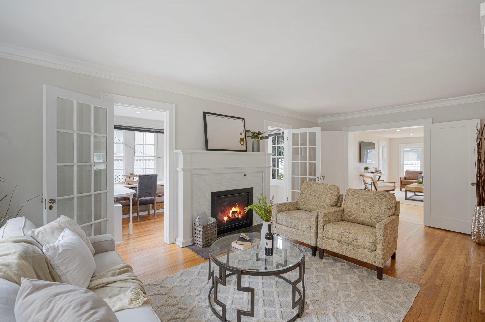 Saint Paul, Minnesota, 55105, United States, 4 Bedrooms Bedrooms, ,2 BathroomsBathrooms,Residential,For Sale,1919554