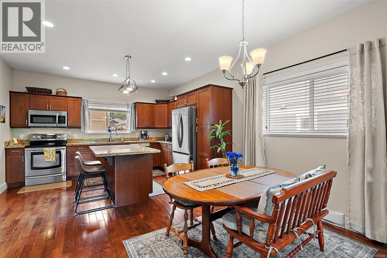 DUNCAN, British Columbia, V9L 0E1, CA, 4 Bedrooms Bedrooms, ,3 BathroomsBathrooms,Residential,For Sale,1949053