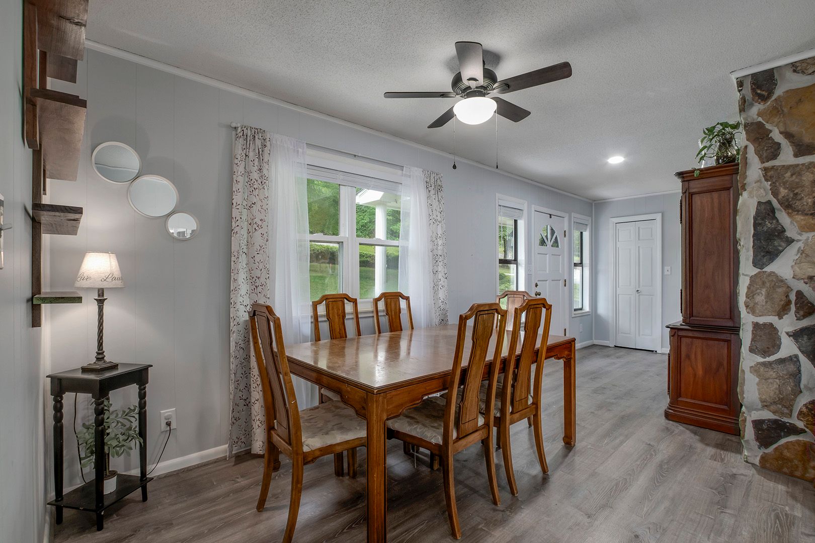 Harriman, Tennessee, 37748, United States, 3 Bedrooms Bedrooms, ,3 BathroomsBathrooms,Residential,For Sale,2011405