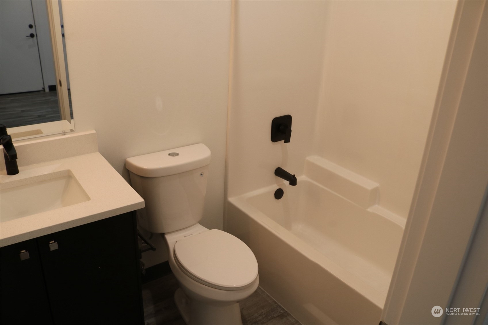 Seattle, Washington, 98108, United States, ,Residential,For Sale,1824067
