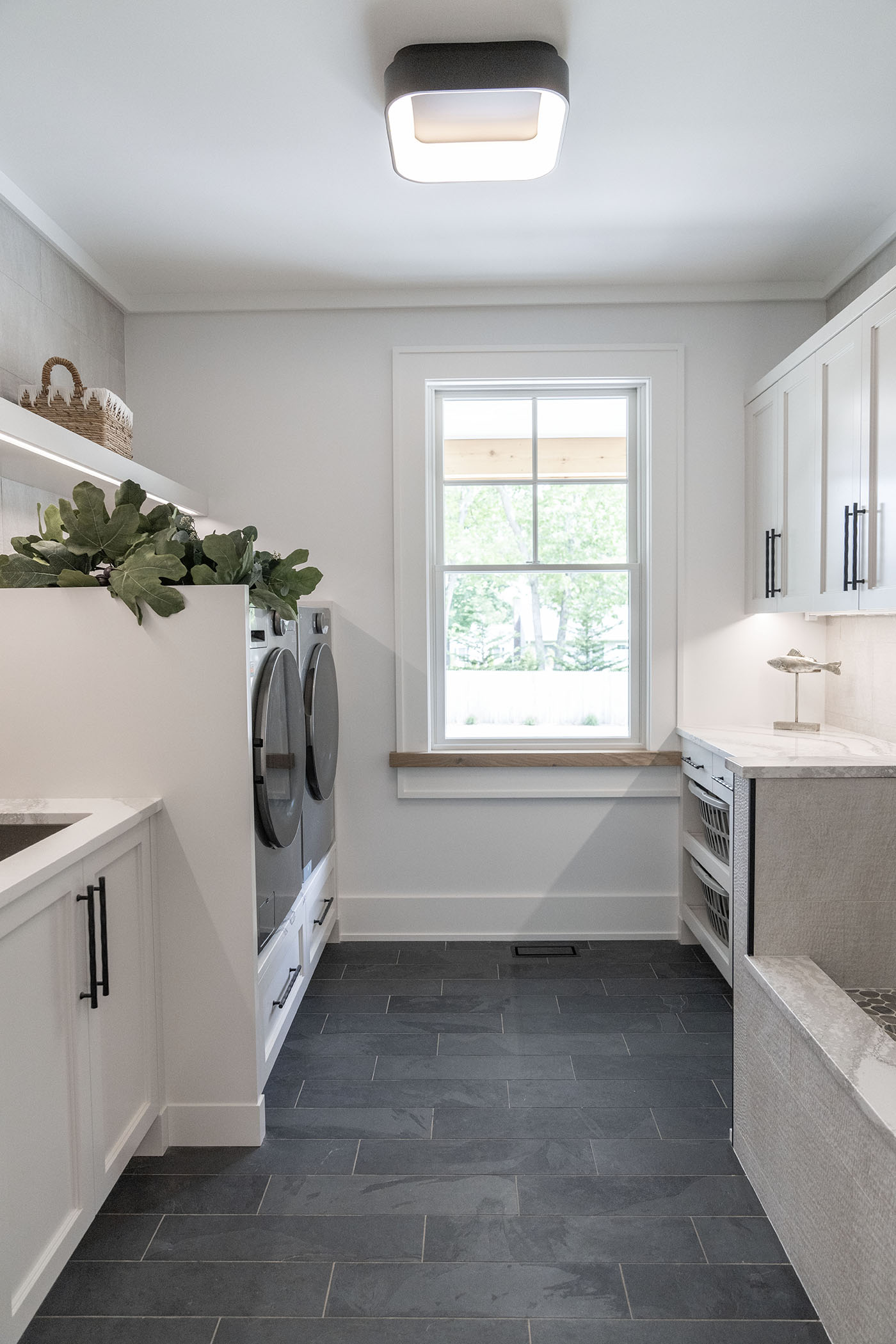 Southold, New York, 11971, United States, 4 Bedrooms Bedrooms, ,6 BathroomsBathrooms,Residential,For Sale,2005838