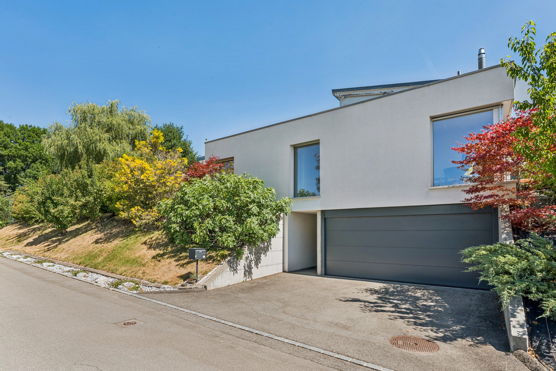  Stunning 7.5-room detached villa with a contemporary design - 物件實景