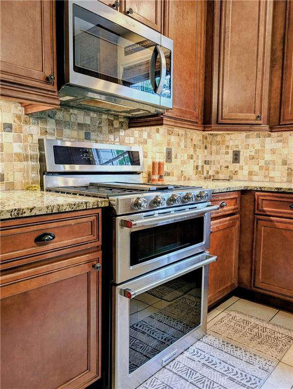 Suwanee, Georgia, 30024, United States, 5 Bedrooms Bedrooms, ,4 BathroomsBathrooms,Residential,For Sale,2005954