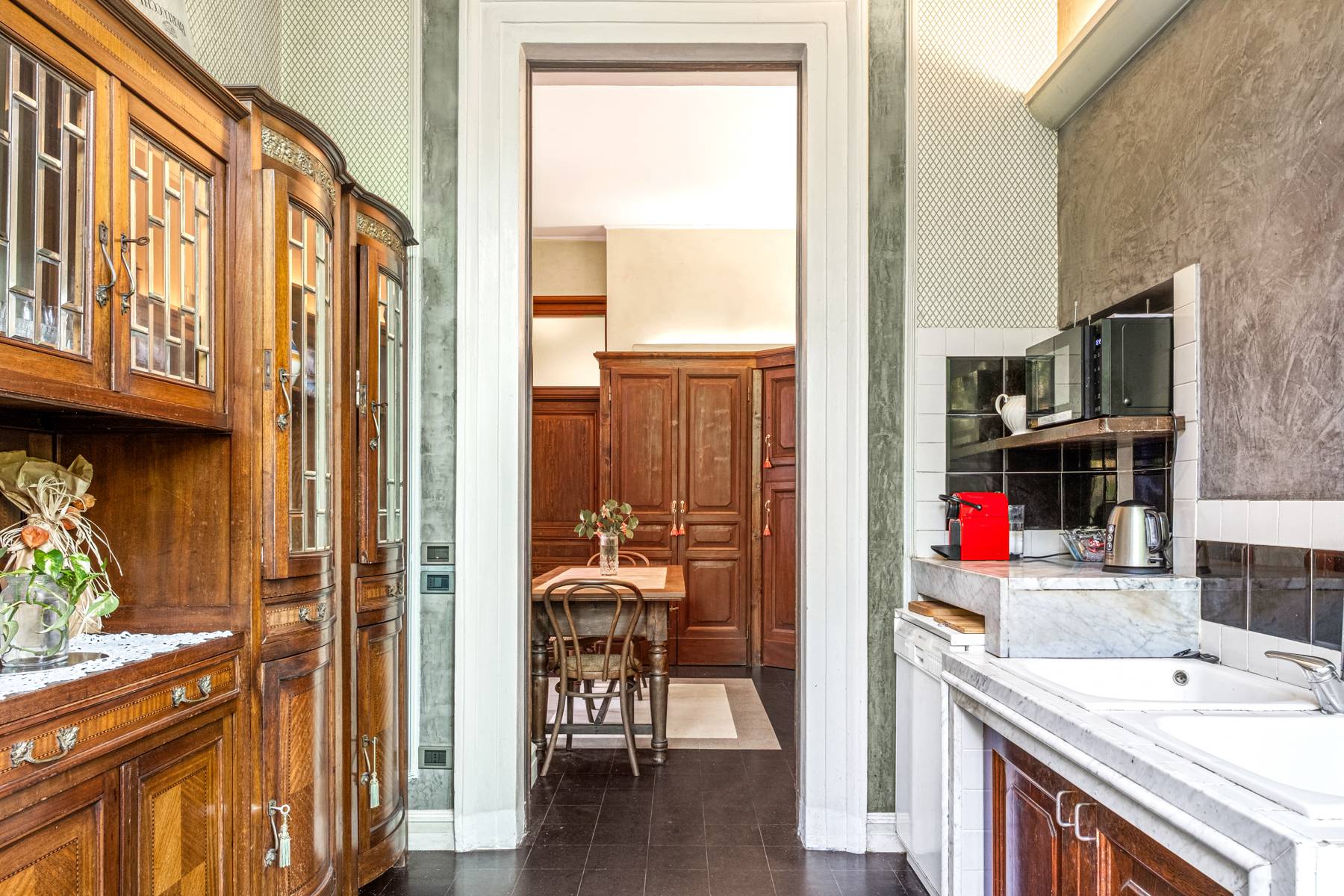 Luino, Varese, 21016, IT, 9 Bedrooms Bedrooms, ,10 BathroomsBathrooms,Residential,For Sale,1804075
