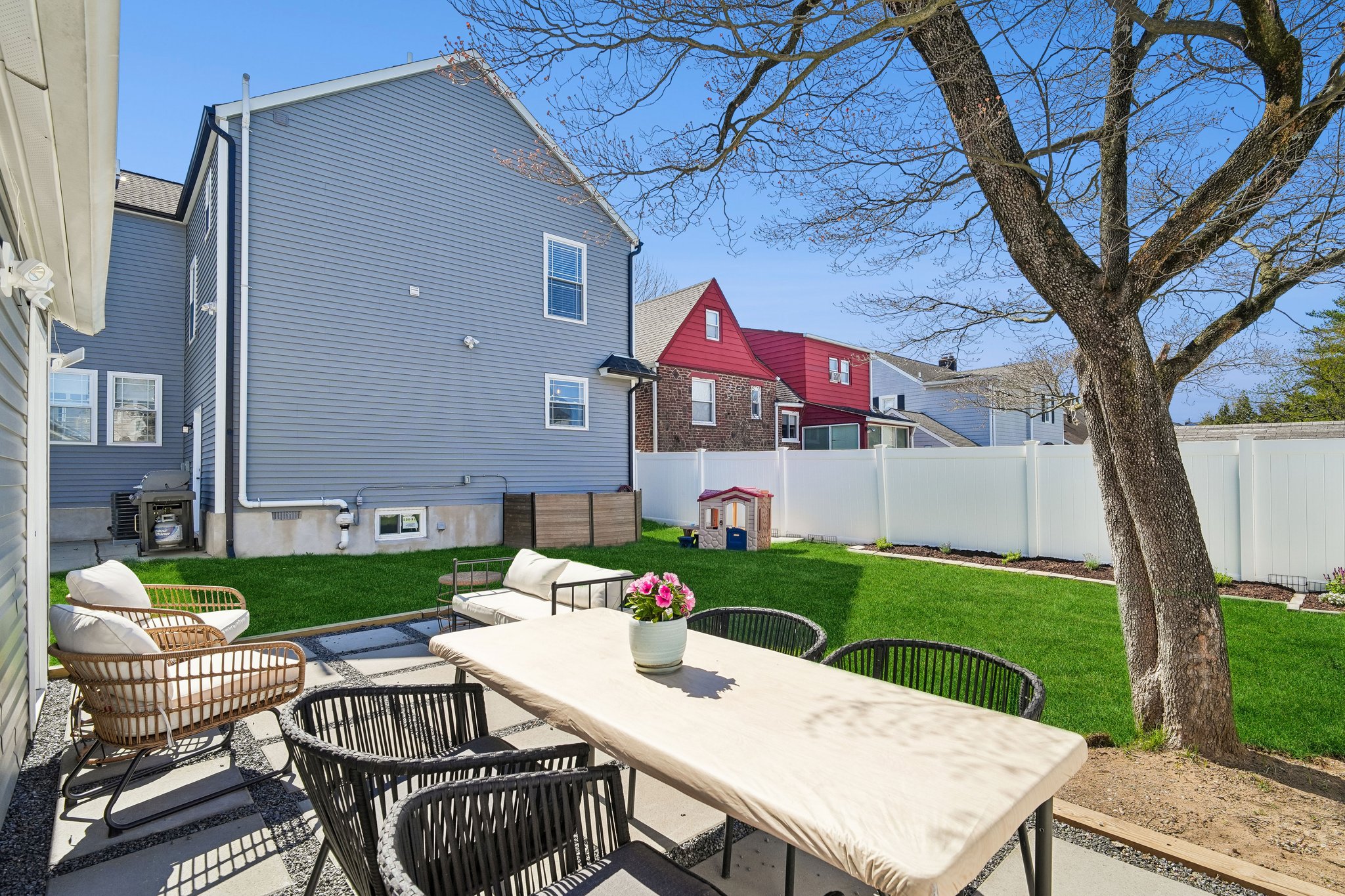  249 Ottawa Avenue, Hasbrouck Heights, NJ 07604 - 物件實景