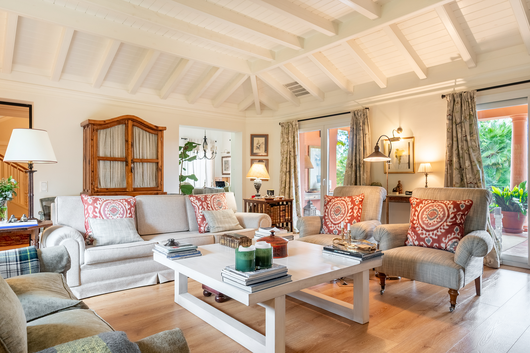  Charming Andalusian-style villa in Altos de Puente Romano, Golden Mile - 物件實景