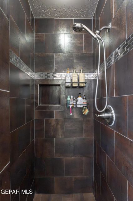 El Paso, Texas, 79912, United States, 4 Bedrooms Bedrooms, ,3 BathroomsBathrooms,Residential,For Sale,1997746