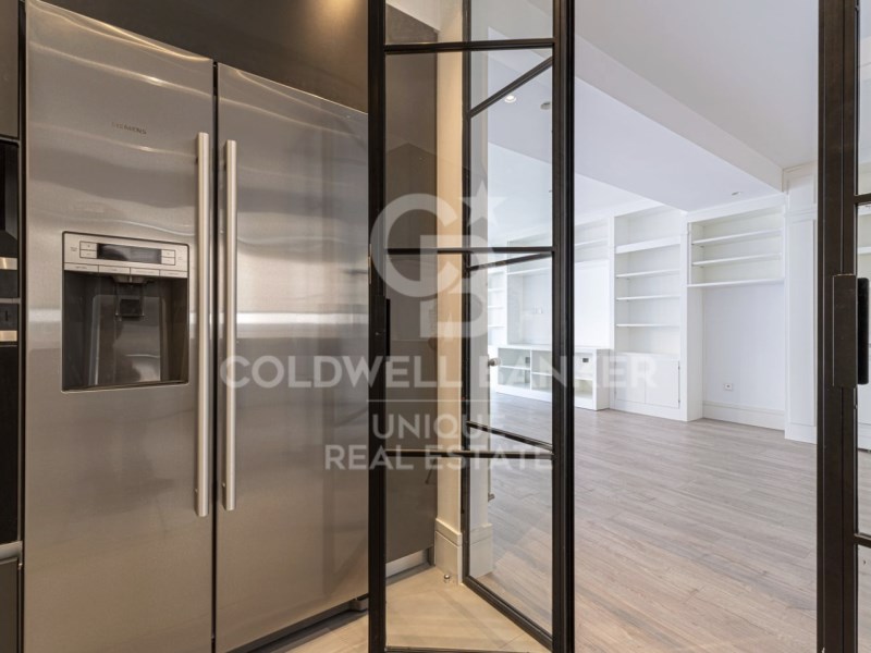 Madrid, Comunidad de Madrid, ES, 3 Bedrooms Bedrooms, ,4 BathroomsBathrooms,Residential,For Sale,1848919