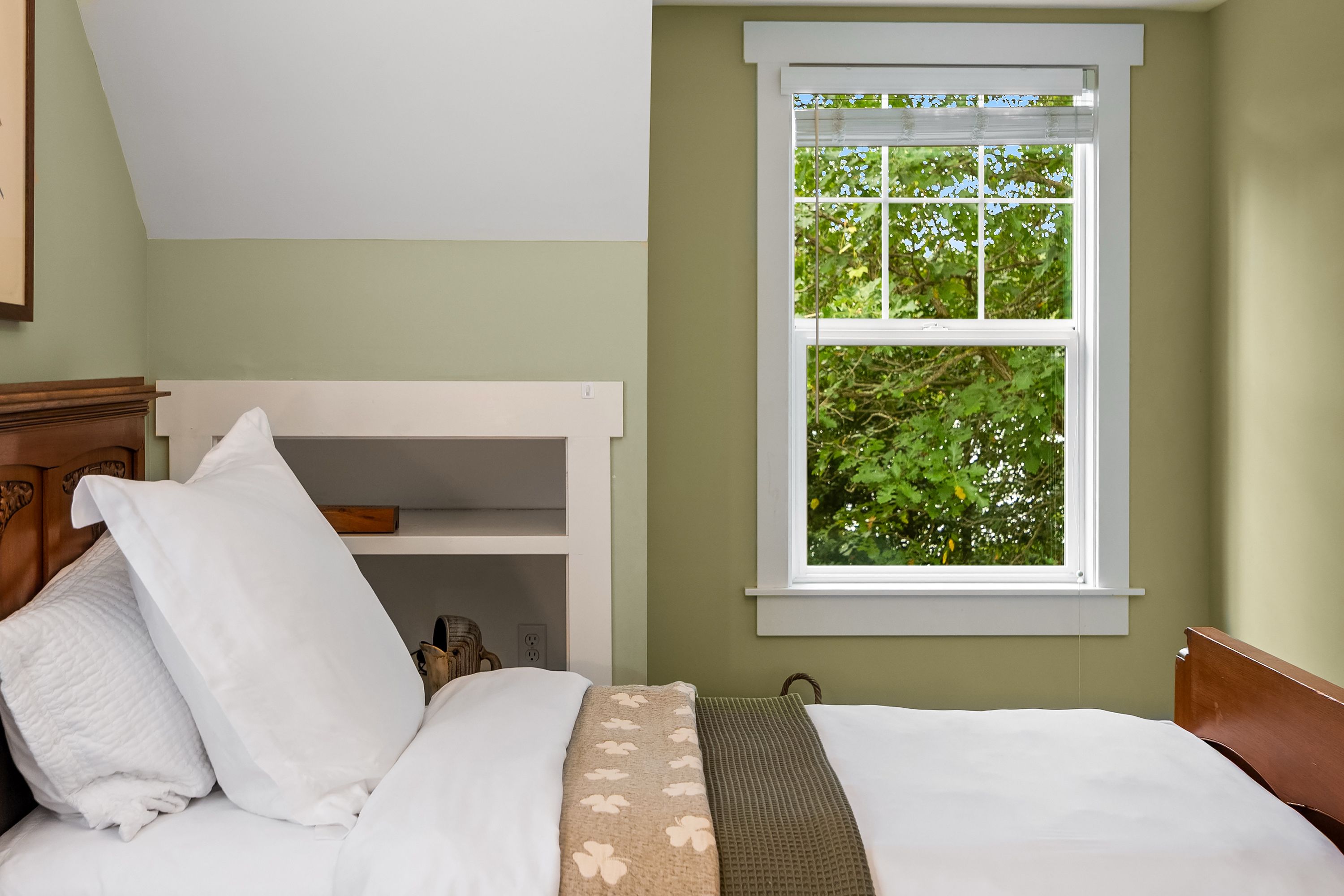  15122 & 15128 NE Anna Vera Lane, Bainbridge Island, WA 98110 - 物件實景