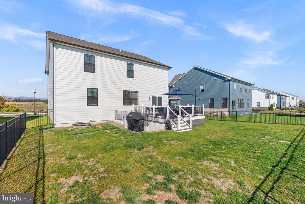 Frederick, Maryland, 21701, United States, 5 Bedrooms Bedrooms, ,4 BathroomsBathrooms,Residential,For Sale,1987107