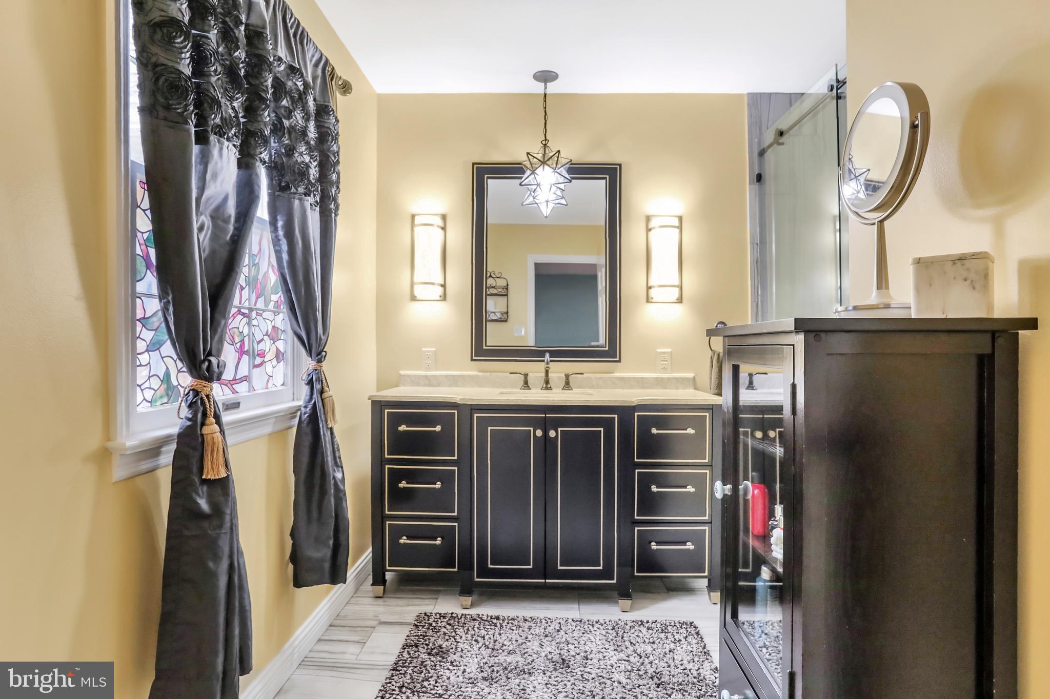 Mercersburg, Pennsylvania, 17236, United States, 4 Bedrooms Bedrooms, ,3 BathroomsBathrooms,Residential,For Sale,1978104