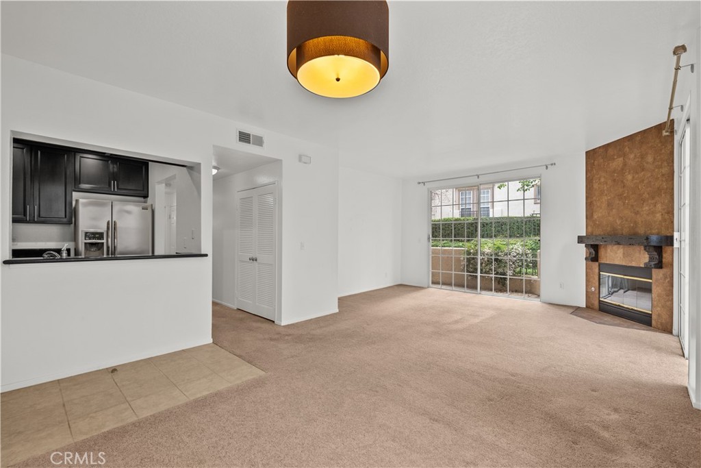 Valencia, California, 91355, United States, 2 Bedrooms Bedrooms, ,2 BathroomsBathrooms,Residential,For Sale,1937123