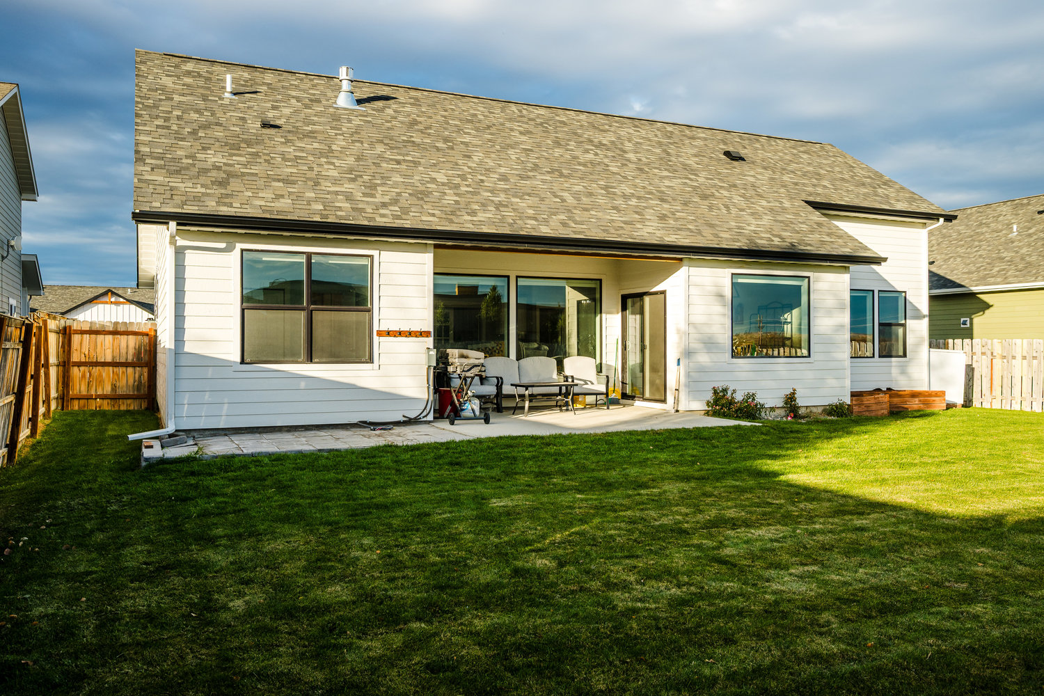 Ranchester, Wyoming, 82839, United States, 3 Bedrooms Bedrooms, ,2 BathroomsBathrooms,Residential,For Sale,2000081