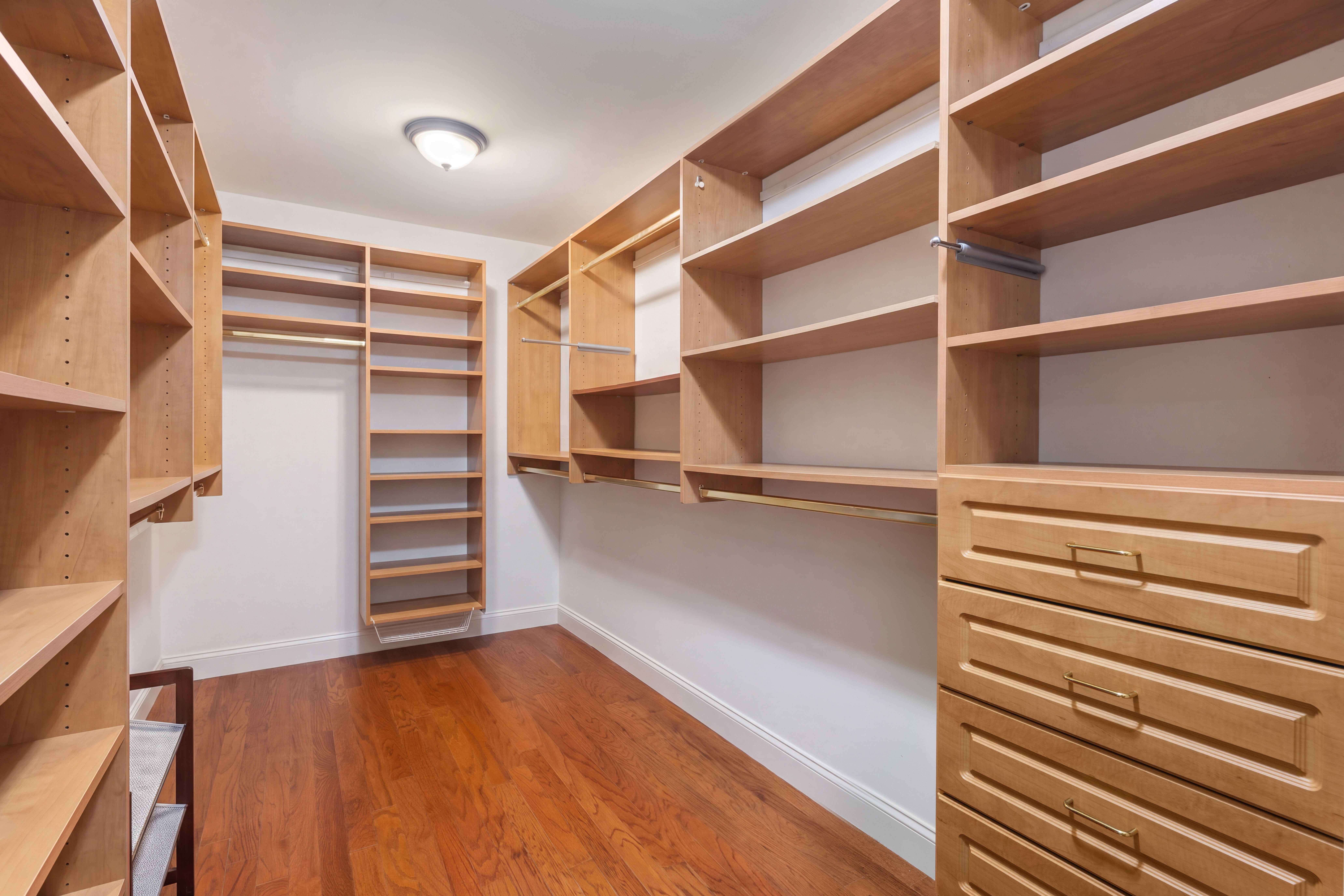  469 Pacing Way, Westbury, NY, 11590 - 物件實景