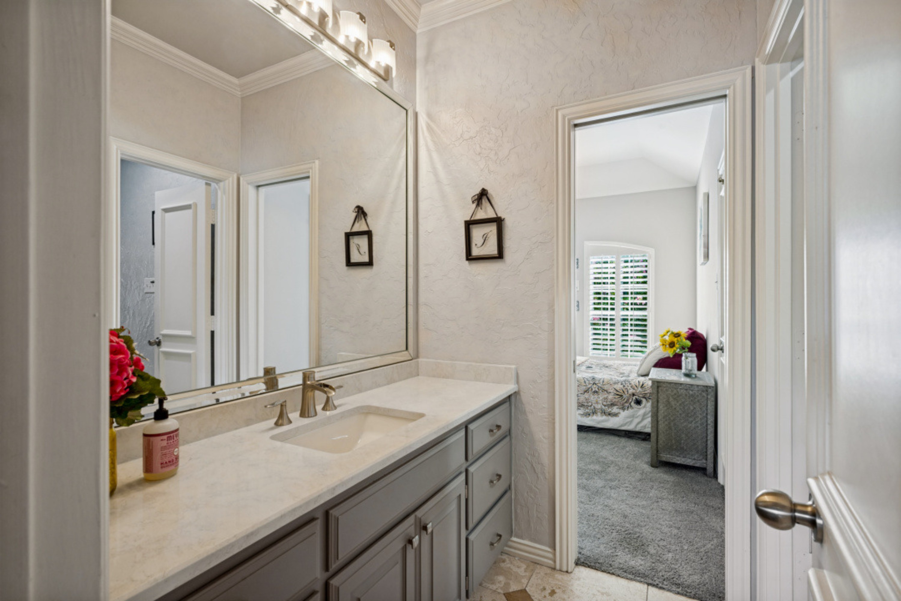  Beautiful Estate Home Located in Lakes of Somerset in Colleyville - 物件實景