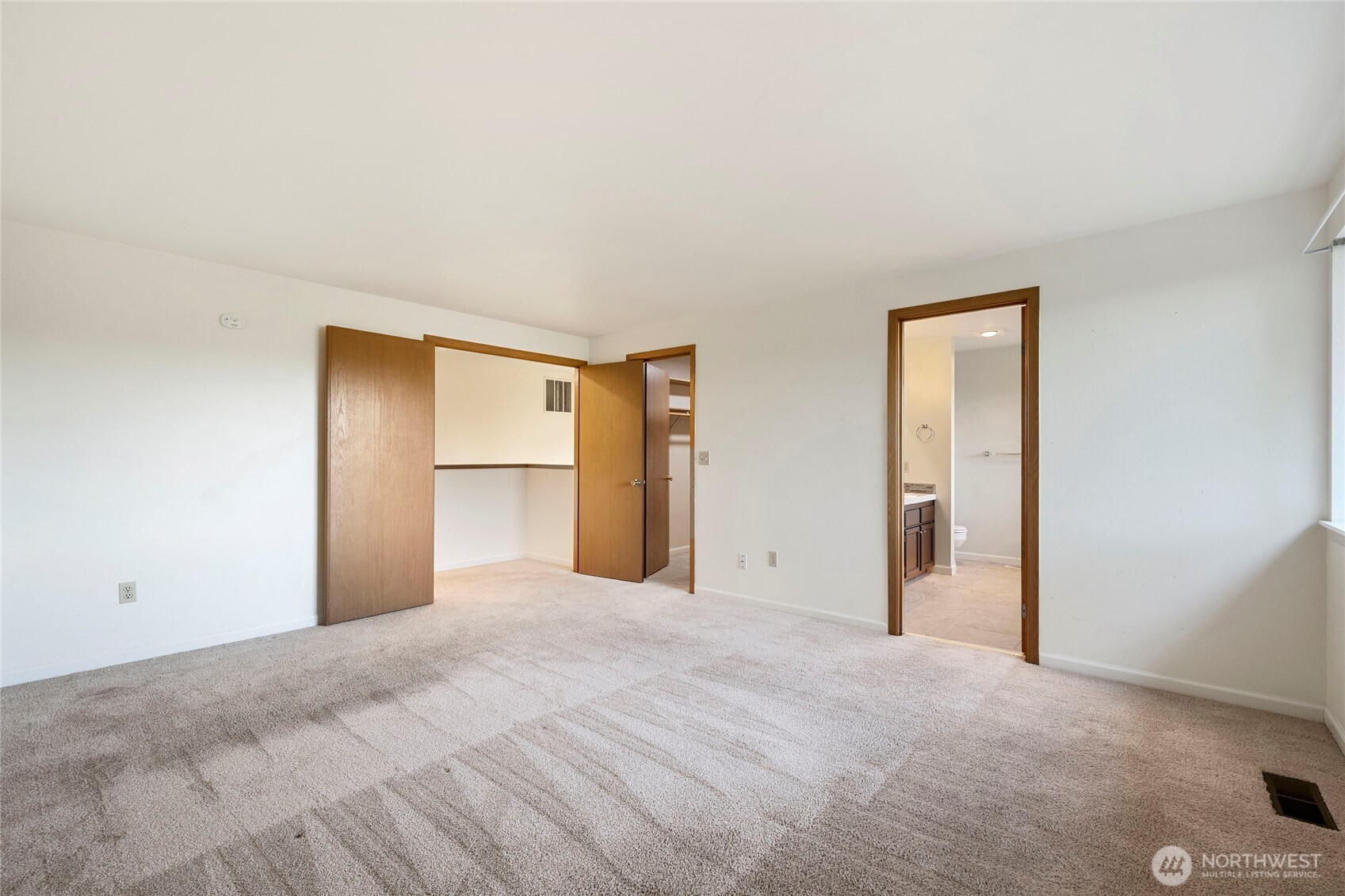 Maple Valley, Washington, 98038, United States, 3 Bedrooms Bedrooms, ,3 BathroomsBathrooms,Residential,For Sale,1891445