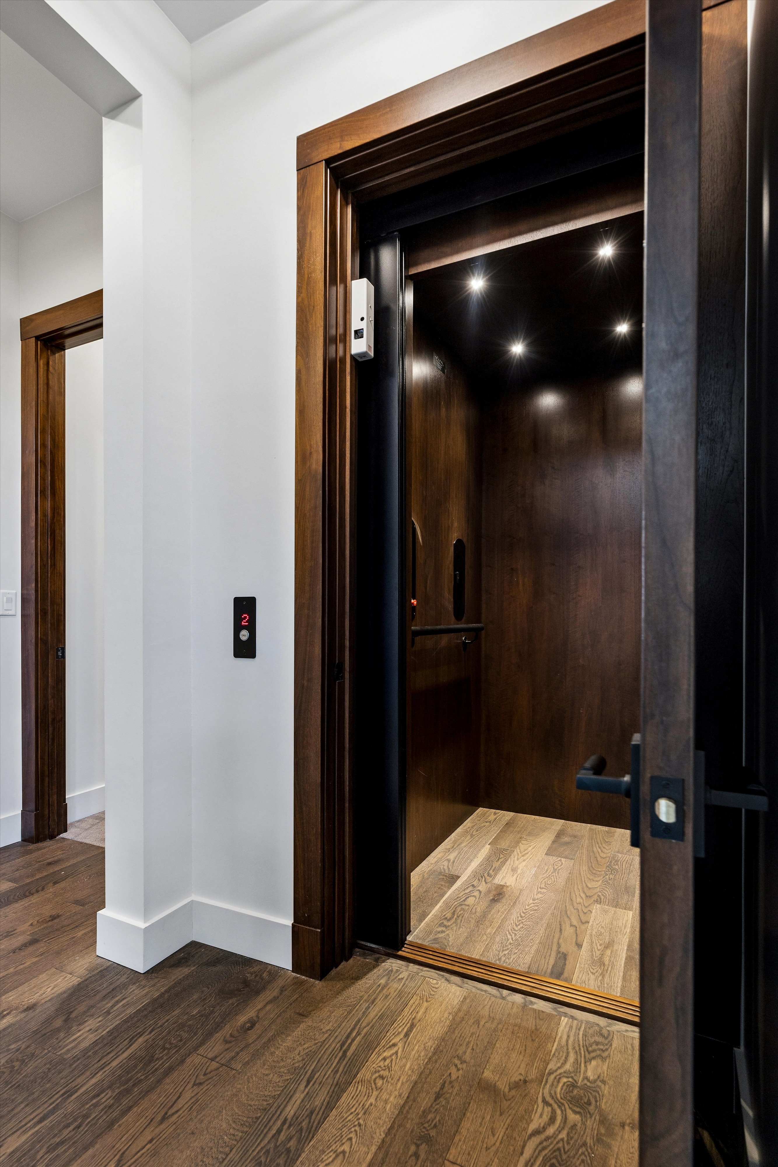  Modern One-Of-A-Kind Residence In The Coveted Village At Castle Pines Community - 物件實景