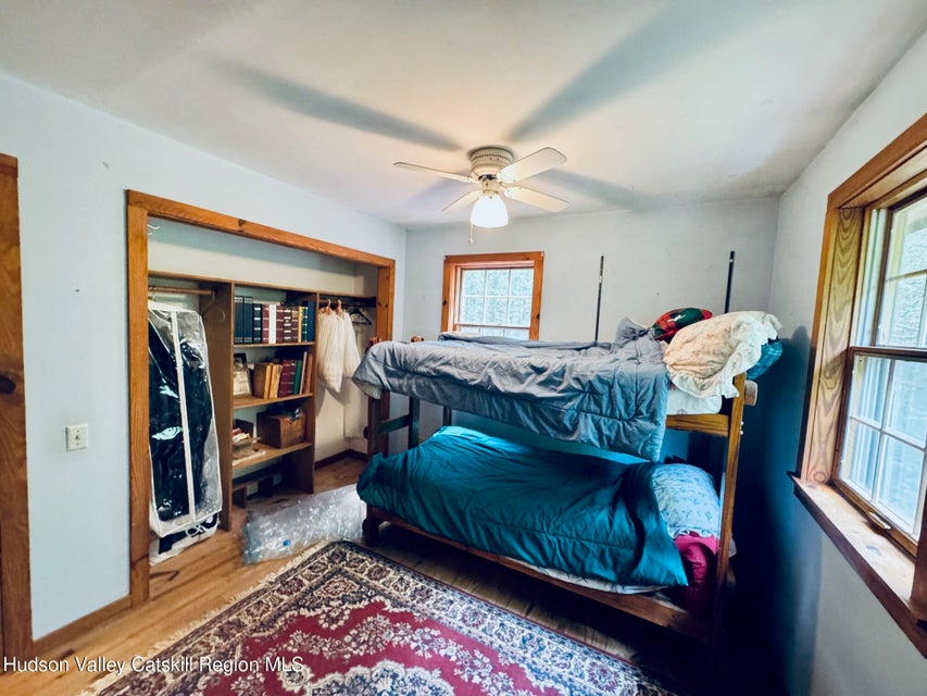 Saugerties, New York, 12477, United States, 5 Bedrooms Bedrooms, ,3 BathroomsBathrooms,Residential,For Sale,1984014