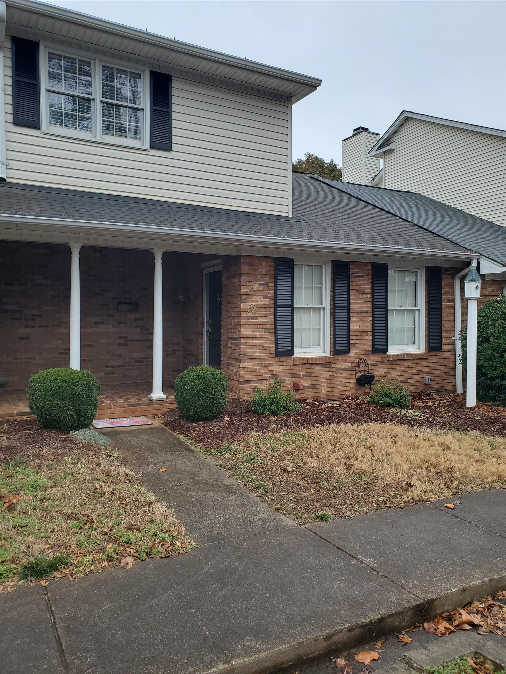 Somersett Dr, Spartanburg, SC 29301
