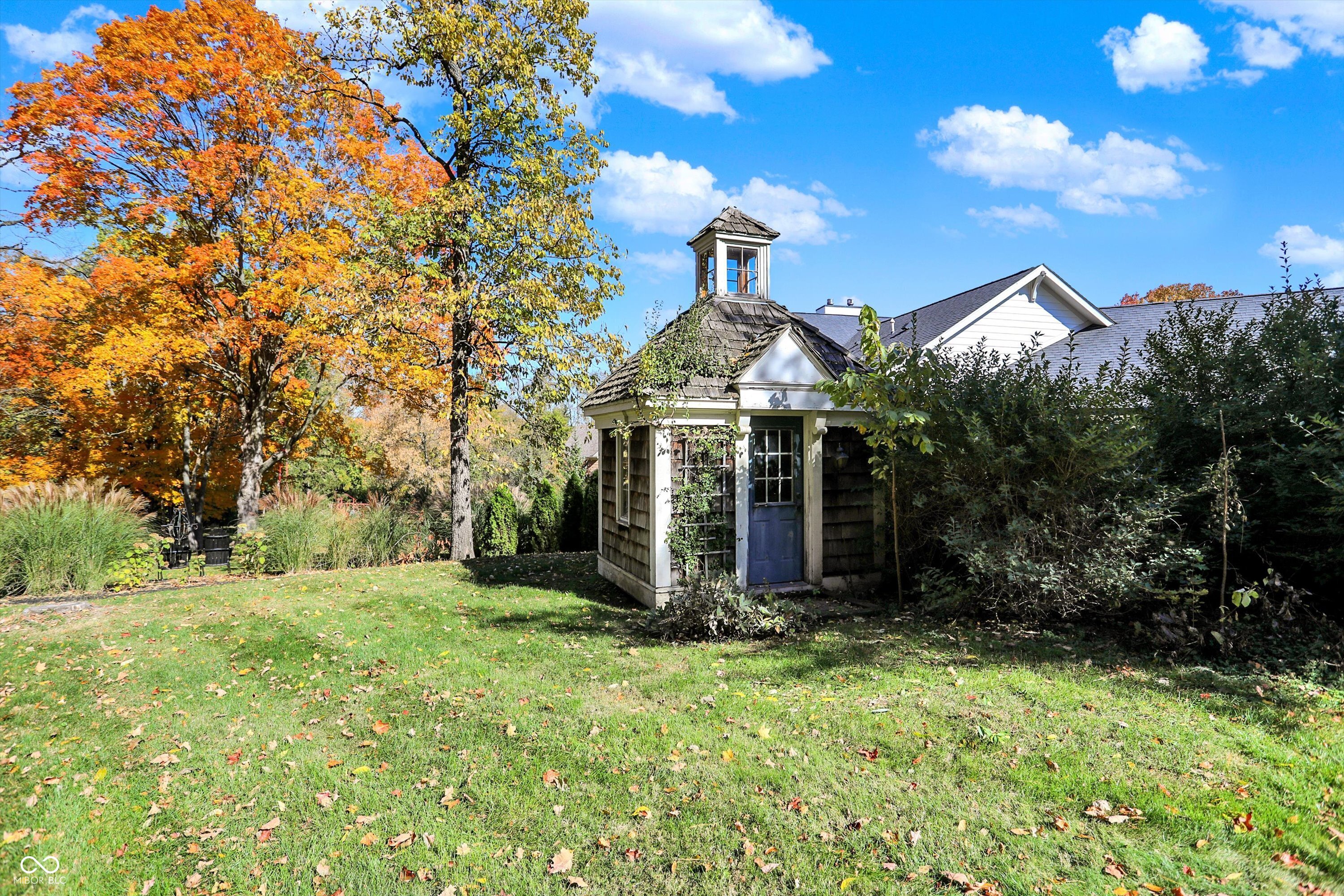 Zionsville, Indiana, 46077, United States, 6 Bedrooms Bedrooms, ,5 BathroomsBathrooms,Residential,For Sale,1766100
