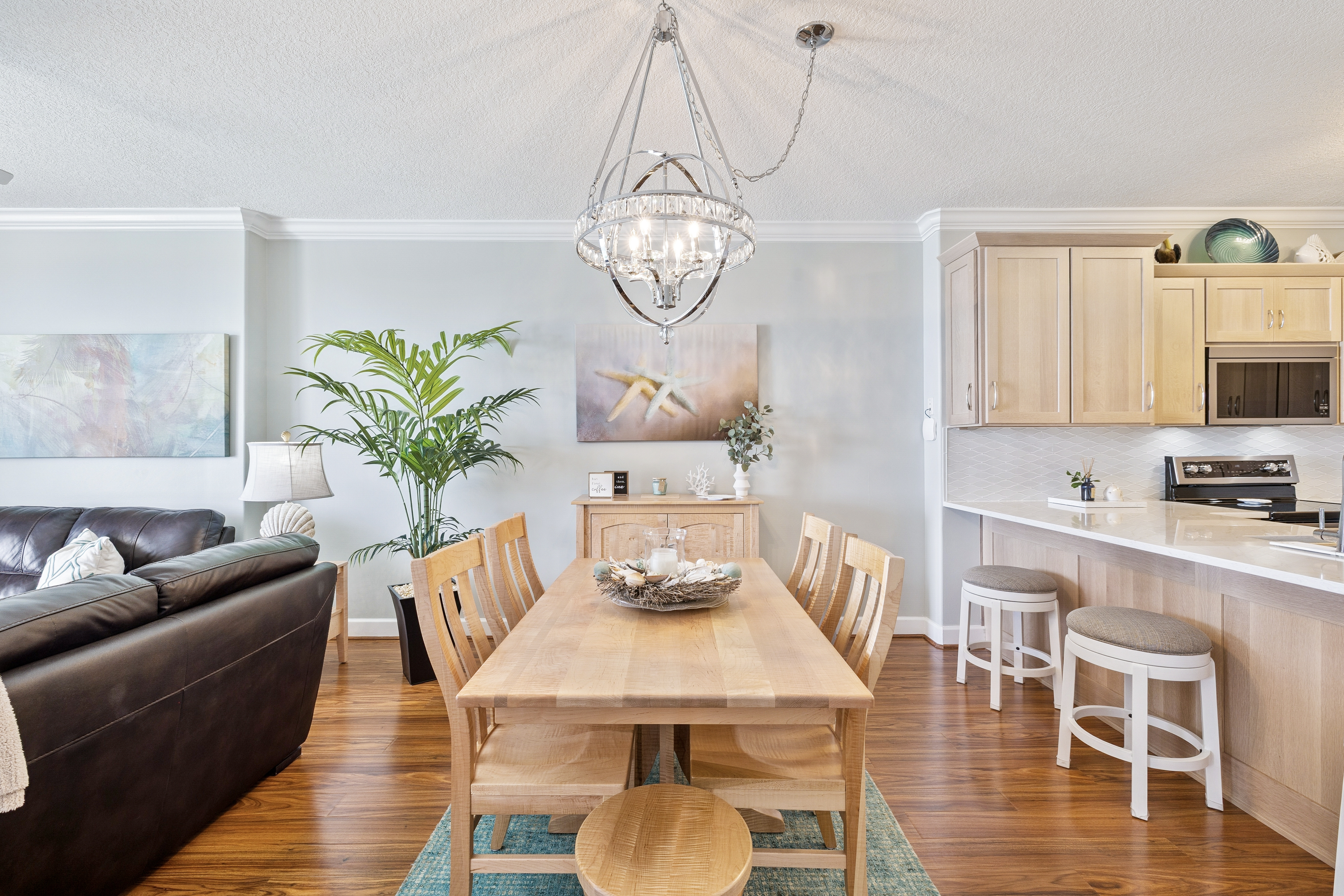  Fully Reimagined Gulf-Front Retreat with Private Oversized Balcony - 物件實景